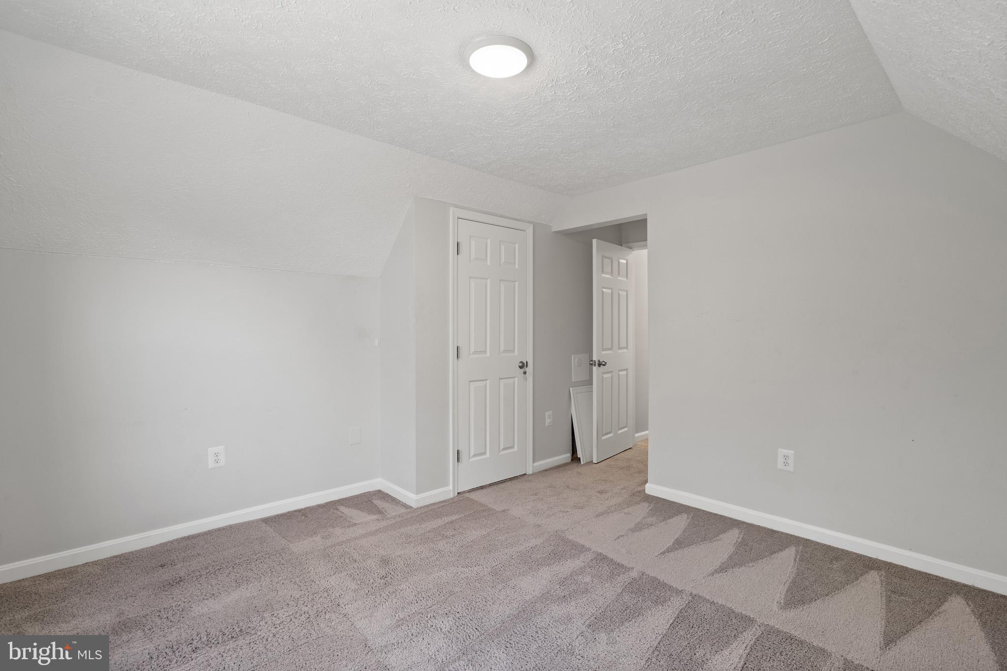 SETTLE WOODS SUB - Residential