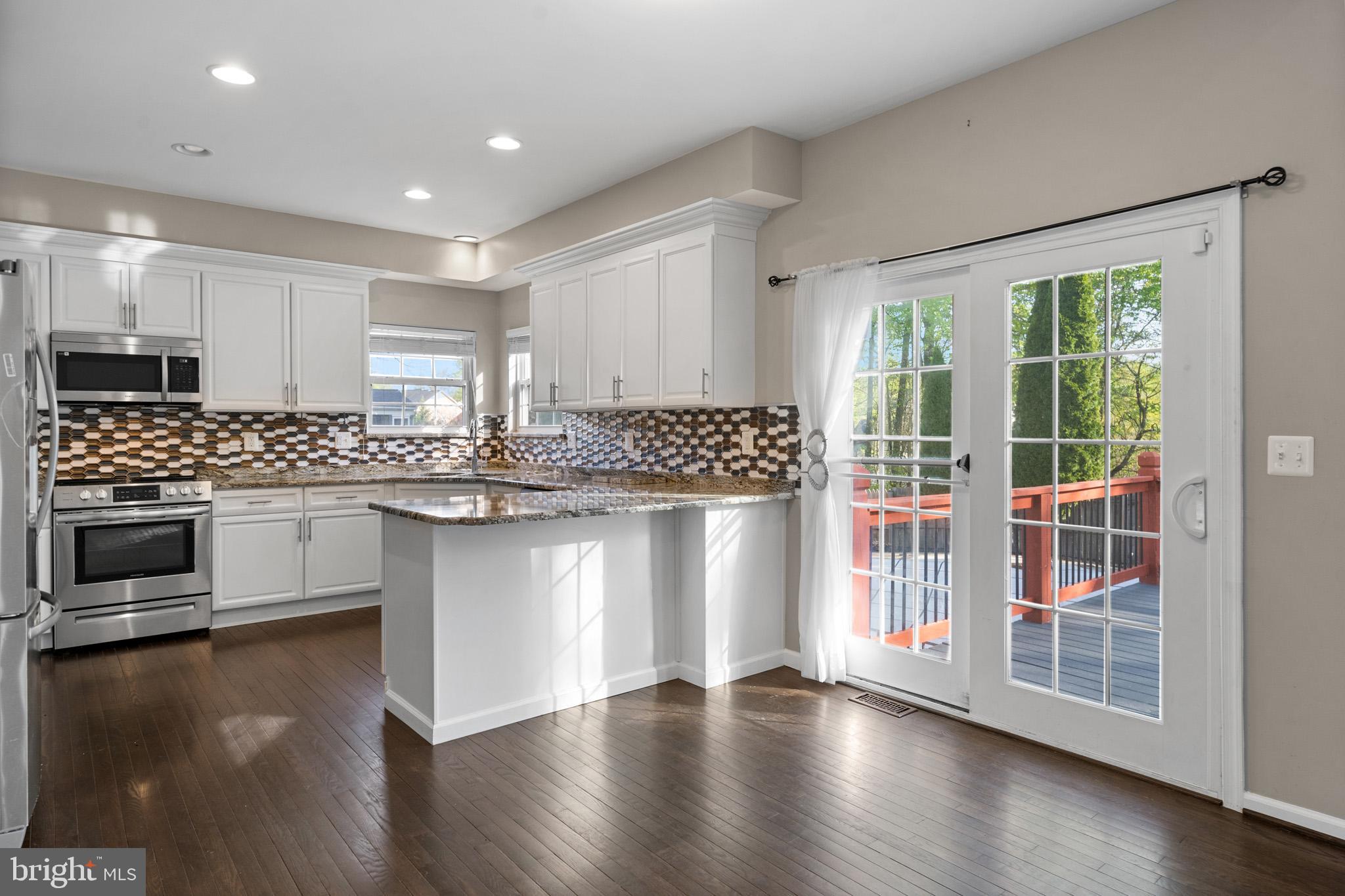 SETTLE WOODS SUB - Residential