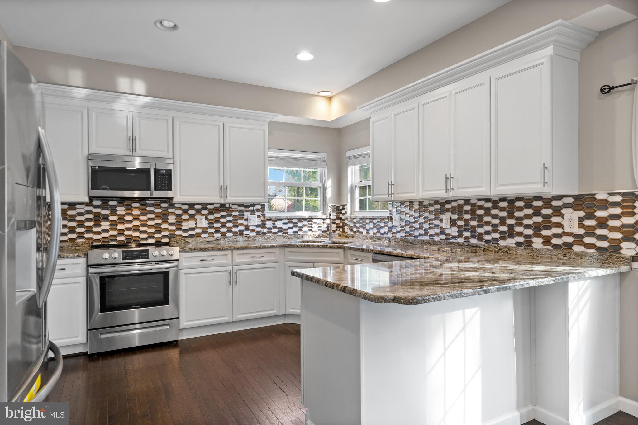 SETTLE WOODS SUB - Residential