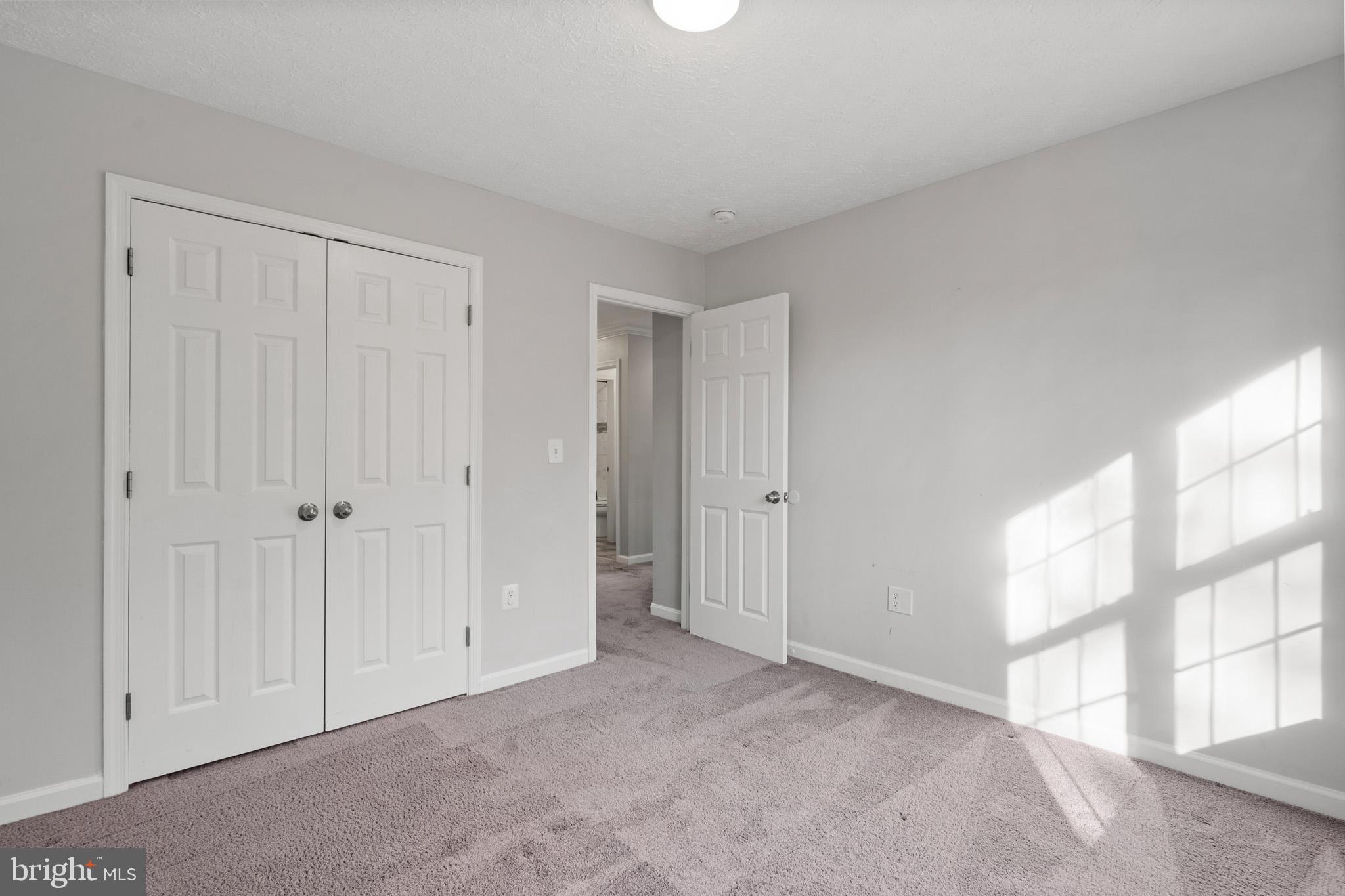 SETTLE WOODS SUB - Residential