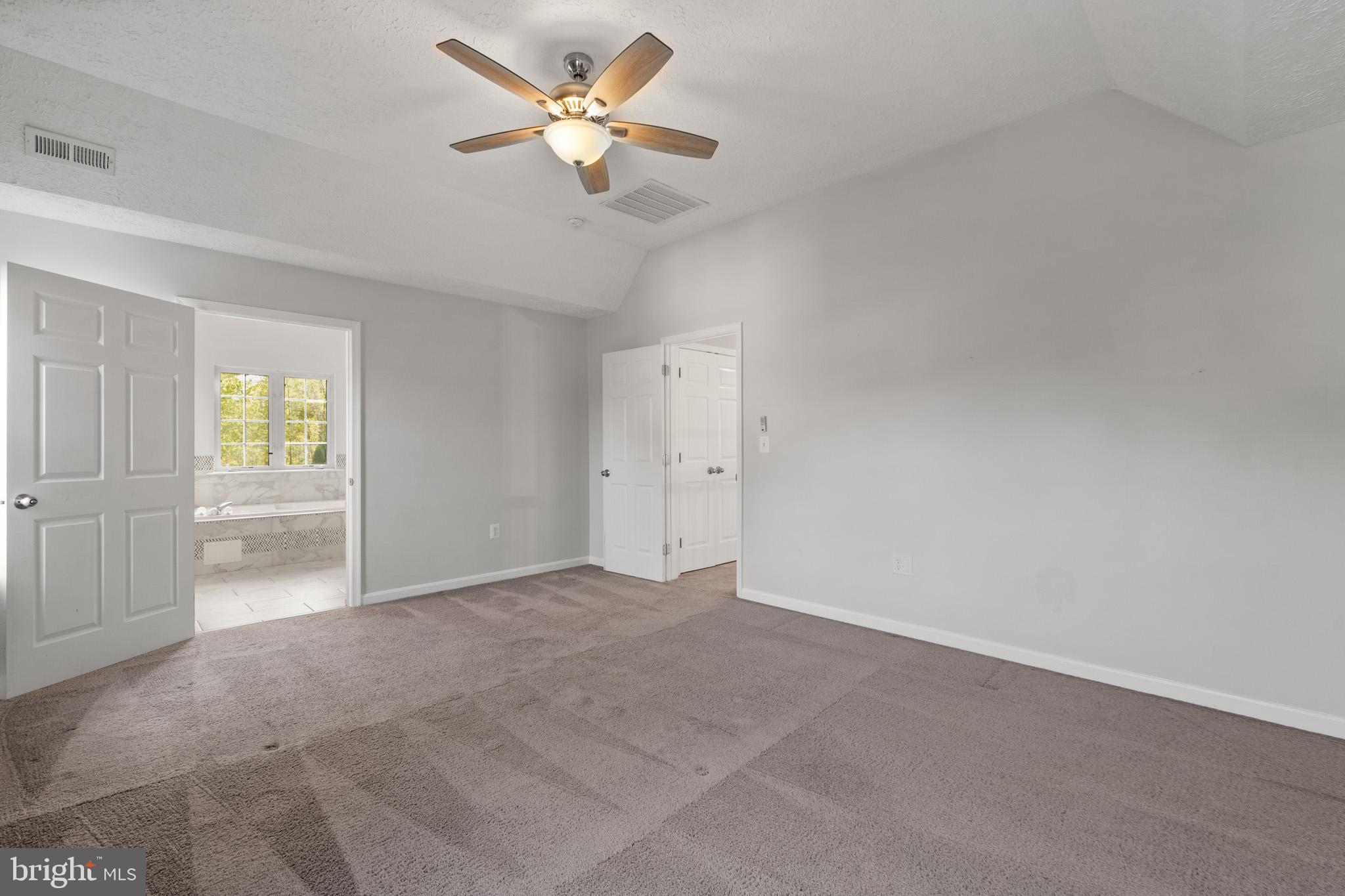 SETTLE WOODS SUB - Residential