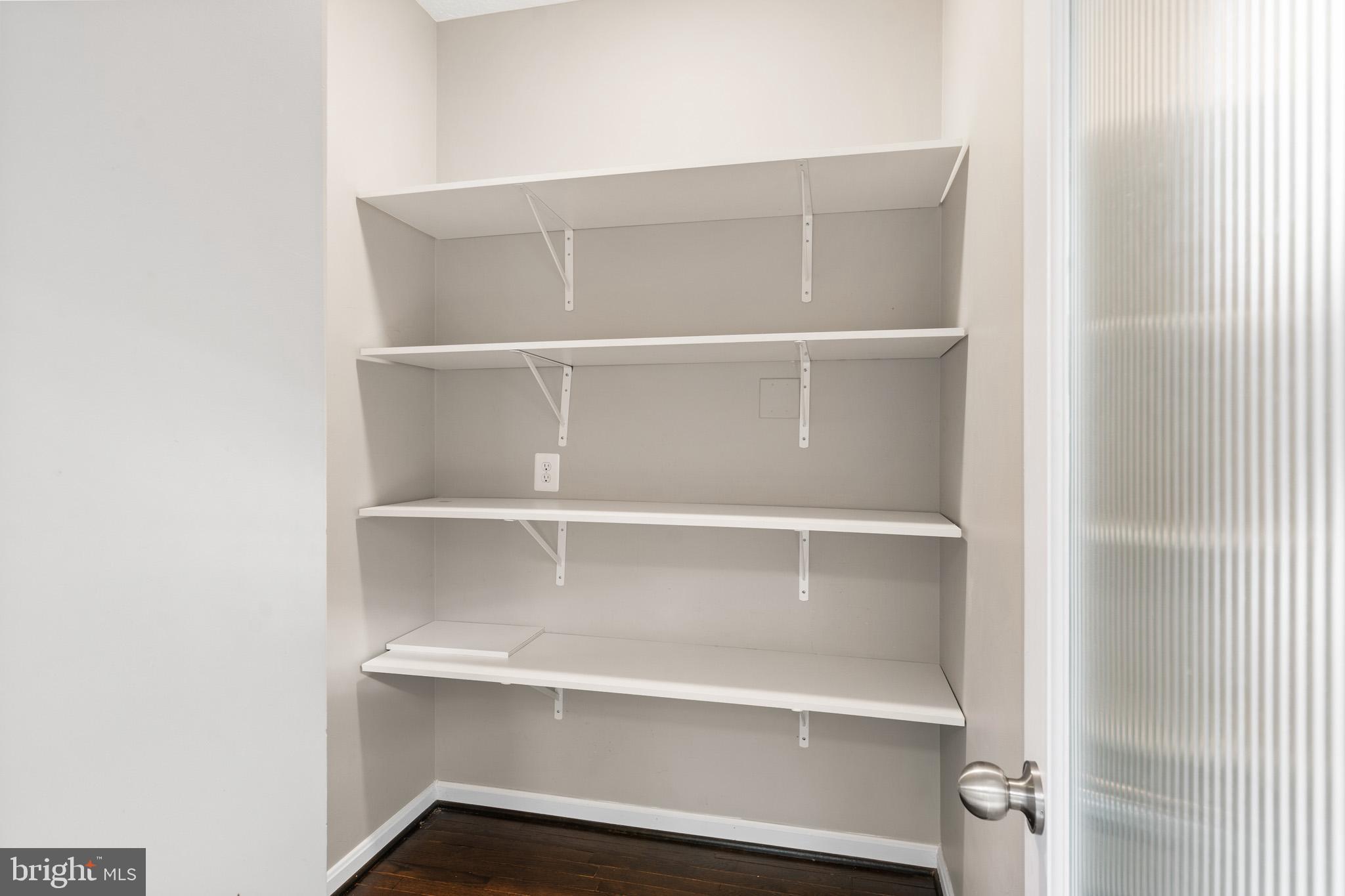 SETTLE WOODS SUB - Residential