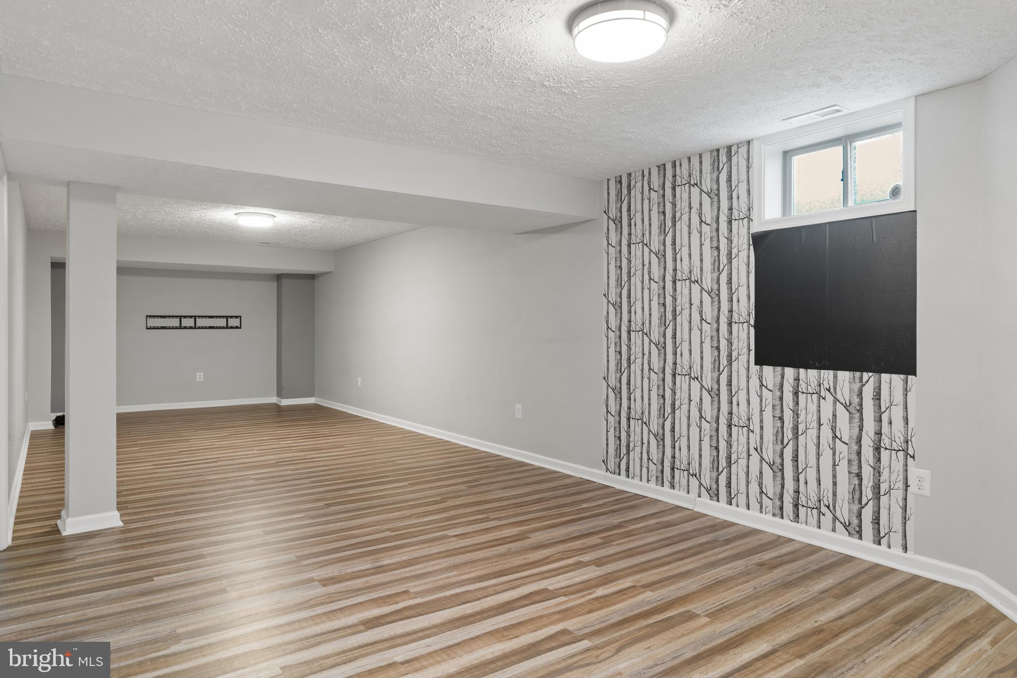 SETTLE WOODS SUB - Residential