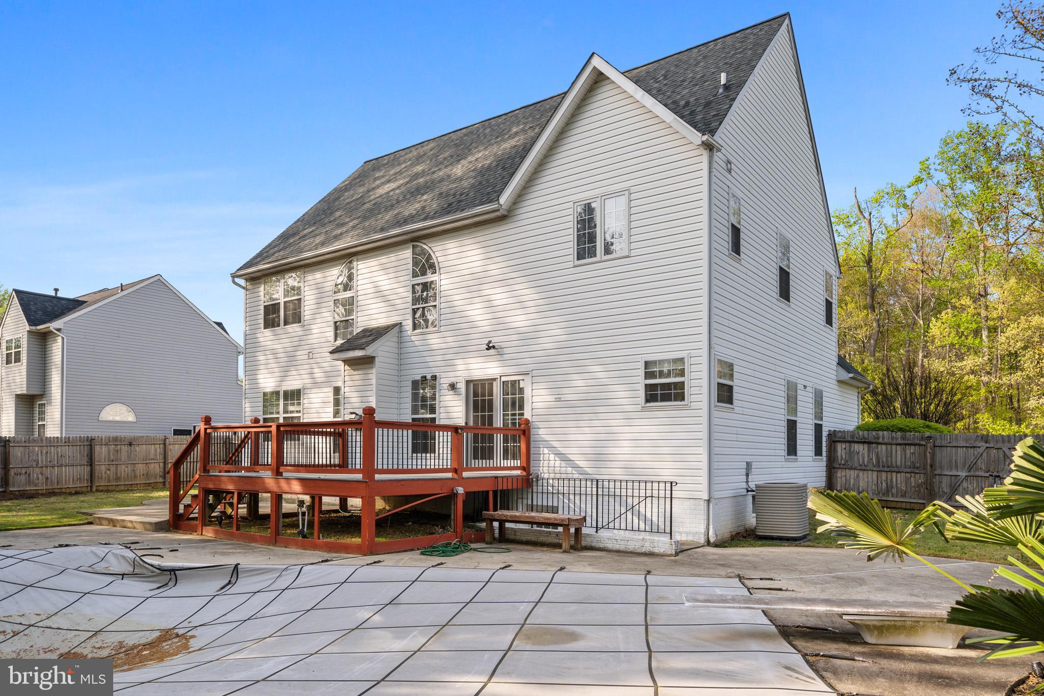 SETTLE WOODS SUB - Residential