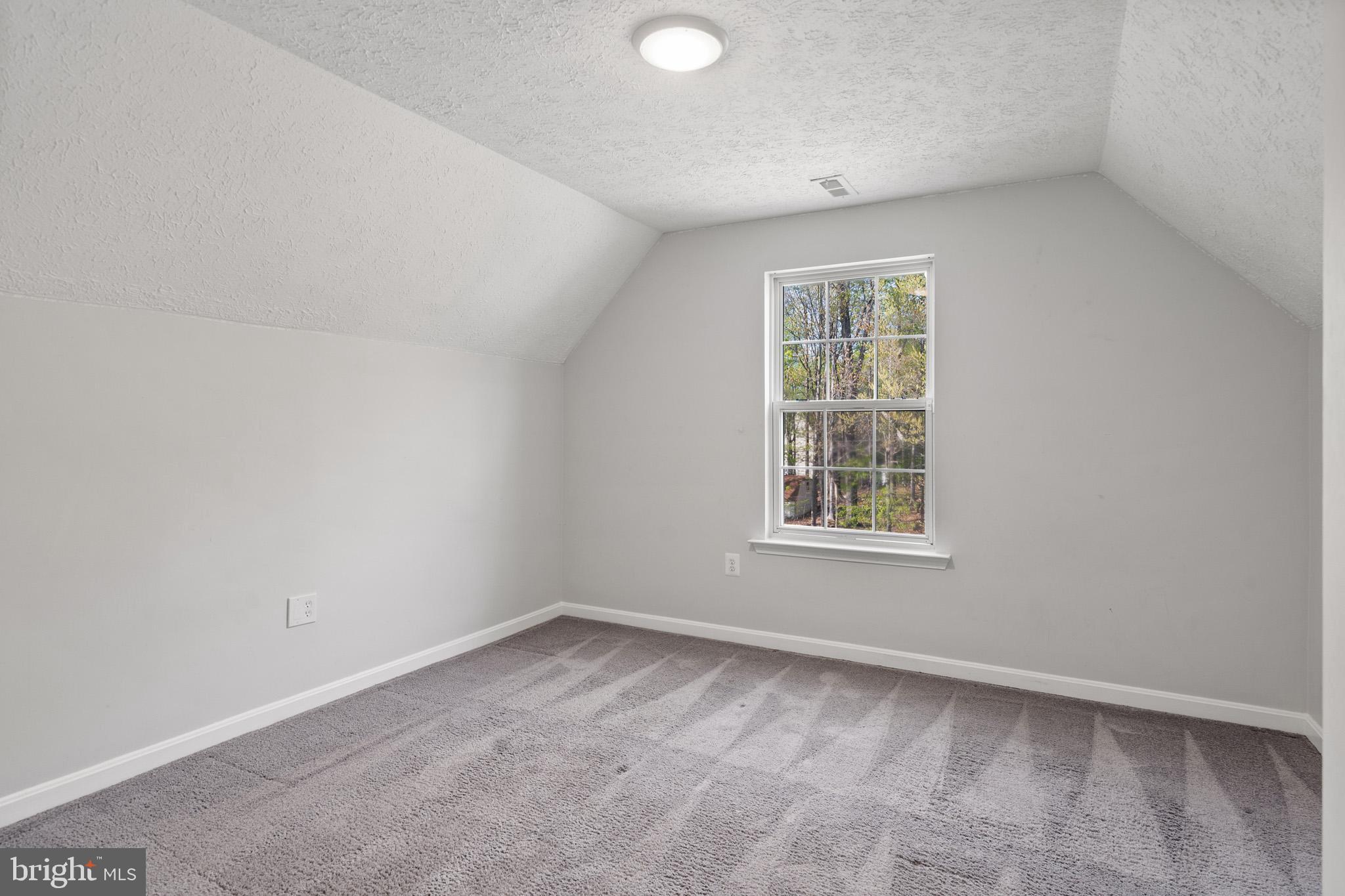 SETTLE WOODS SUB - Residential