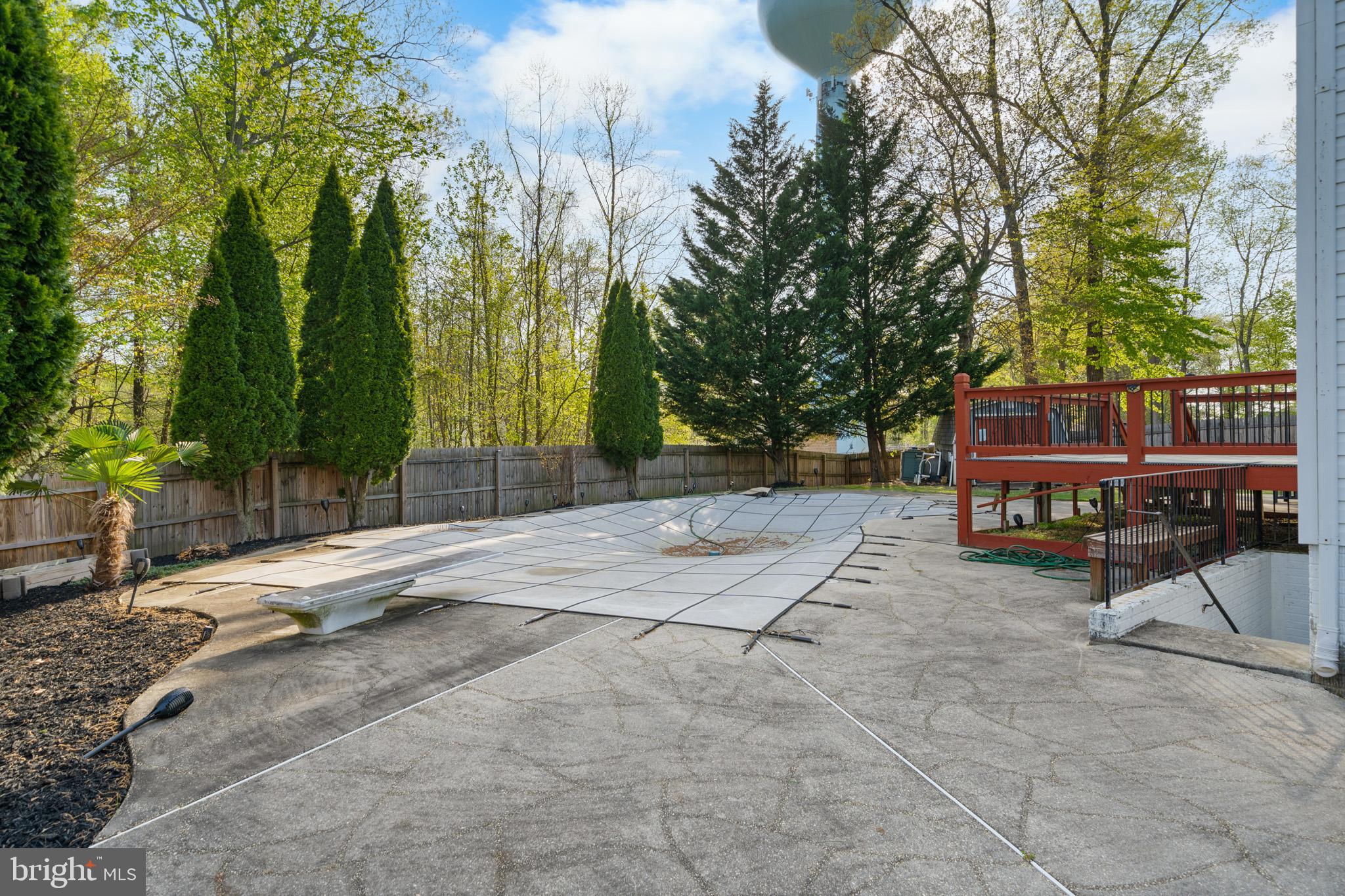 SETTLE WOODS SUB - Residential