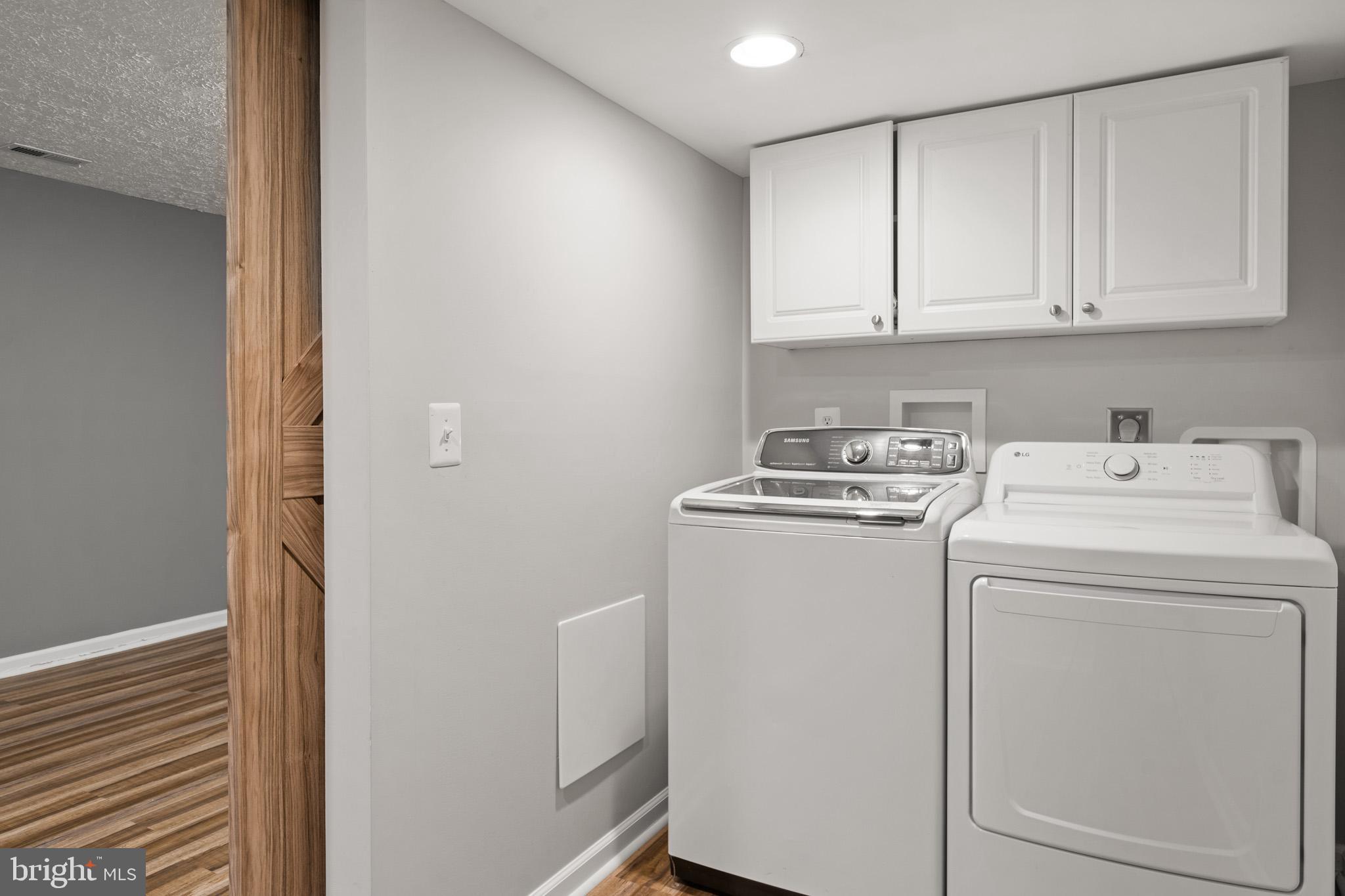 SETTLE WOODS SUB - Residential