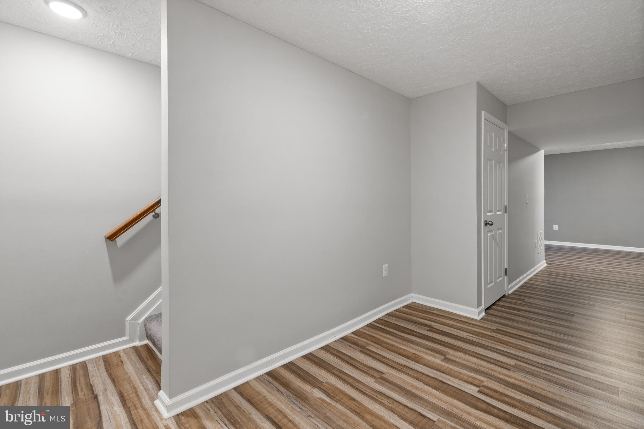 SETTLE WOODS SUB - Residential