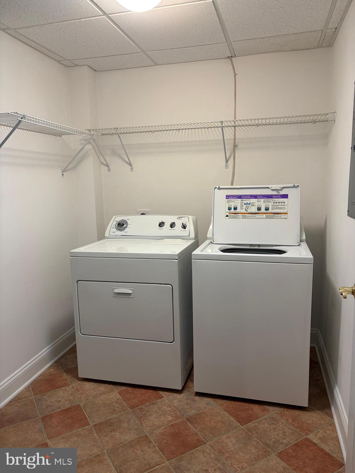 CREEKSIDE VILLAGE - Residential