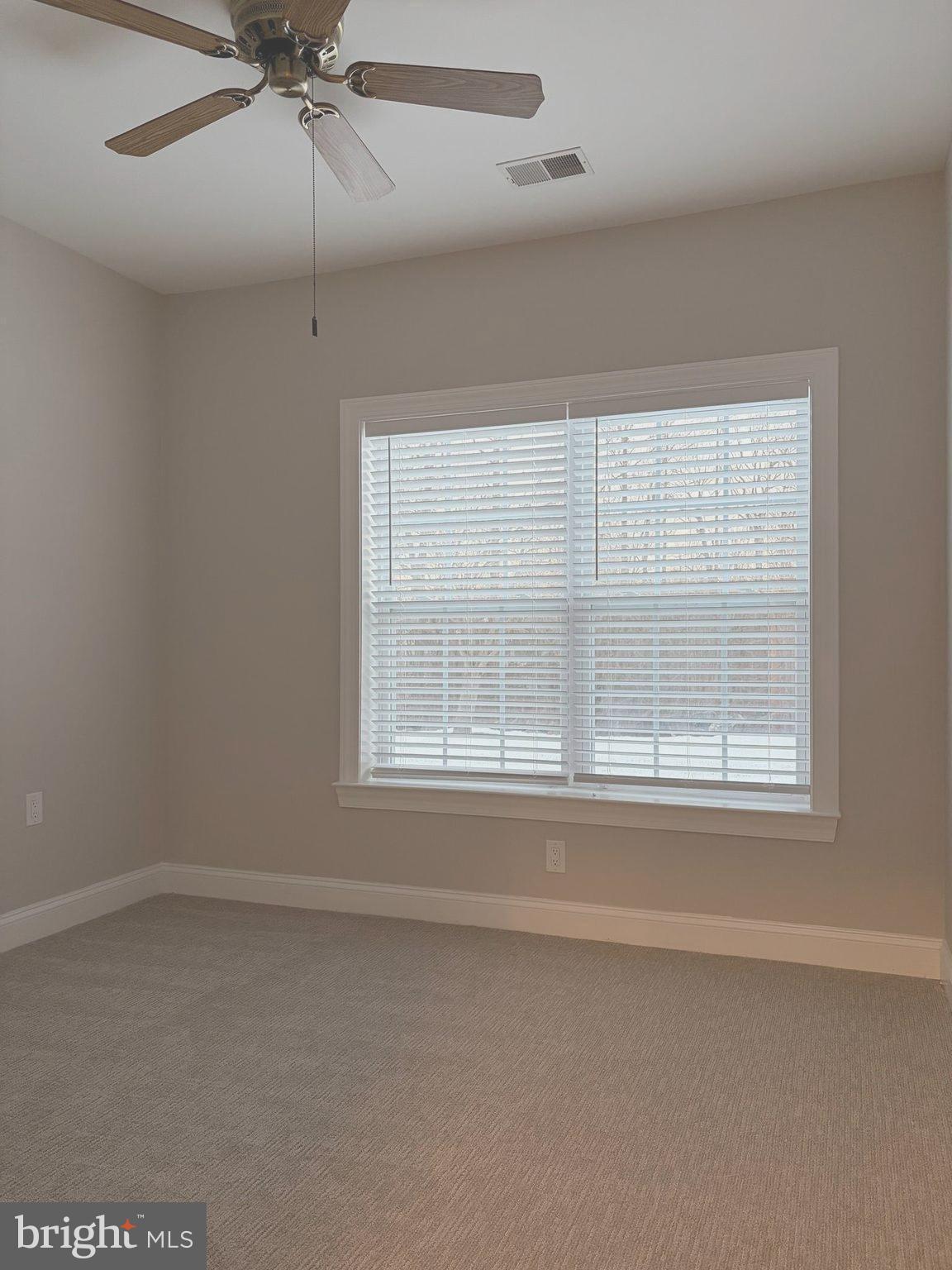 CREEKSIDE VILLAGE - Residential