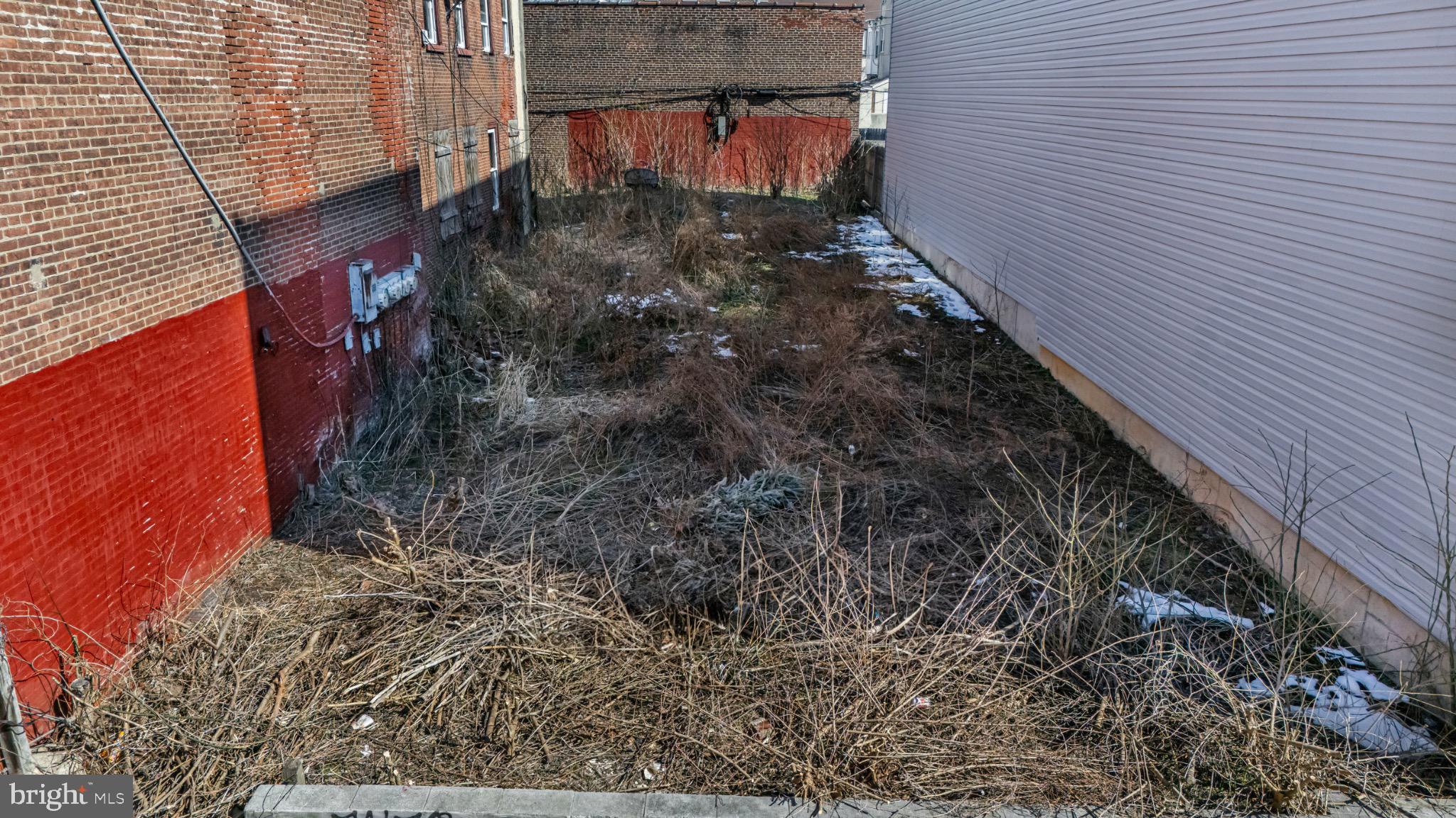 WEST POWELTON - Land