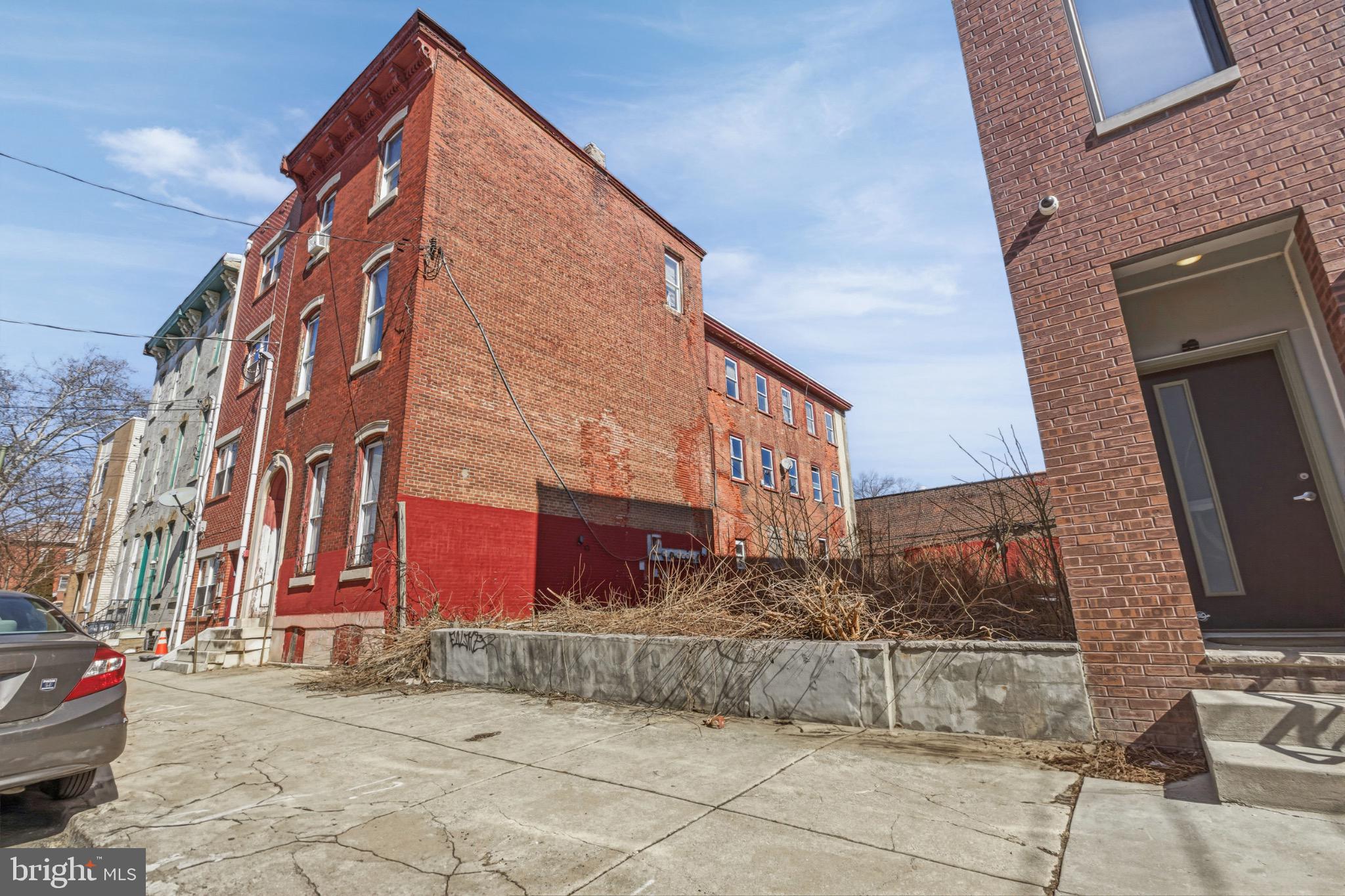 WEST POWELTON - Land