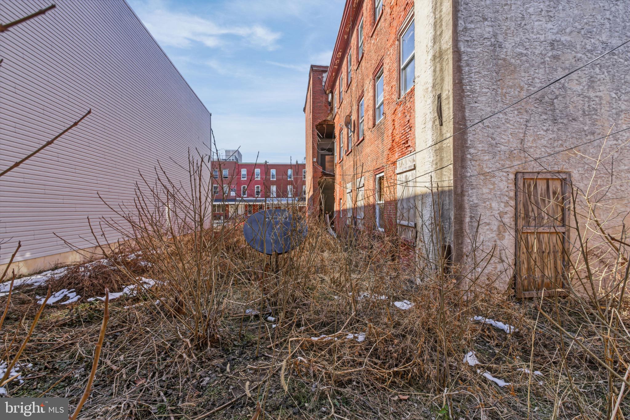 WEST POWELTON - Land