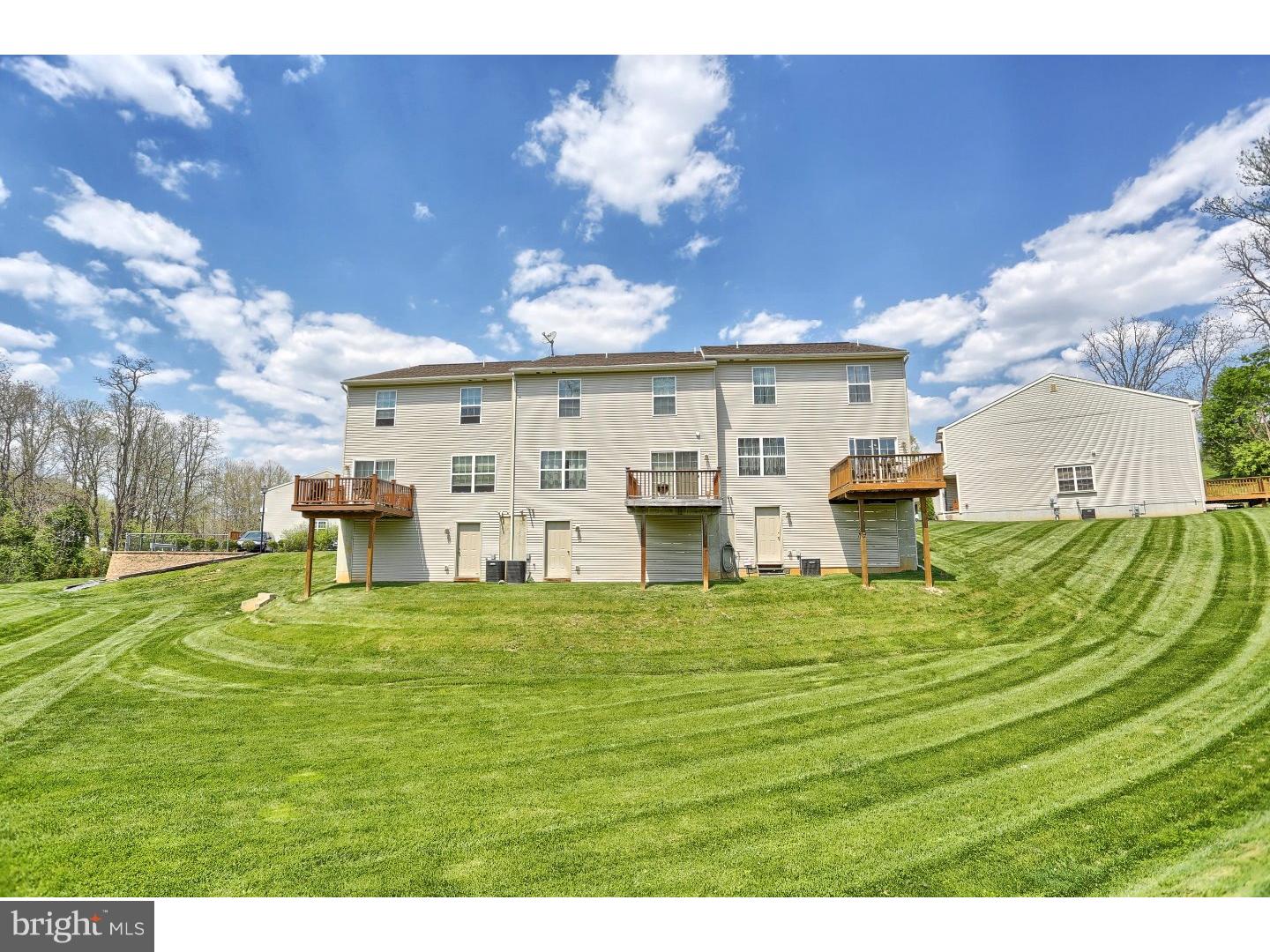 PARKVIEW VILLAGE - Residential