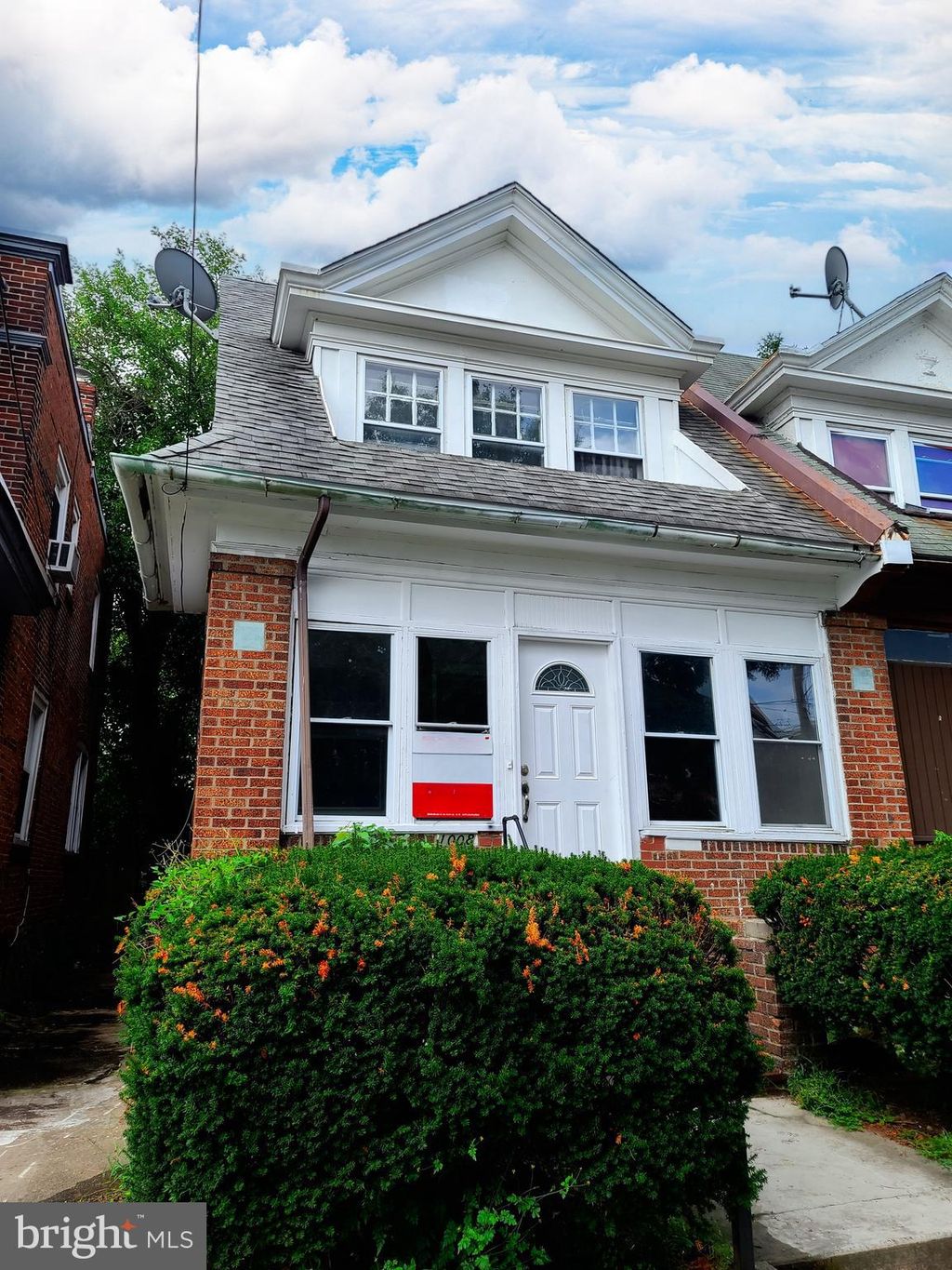 Photo of 1008 Mcdowell Avenue, CHESTER, PA 19013 (MLS # PADE2032798)