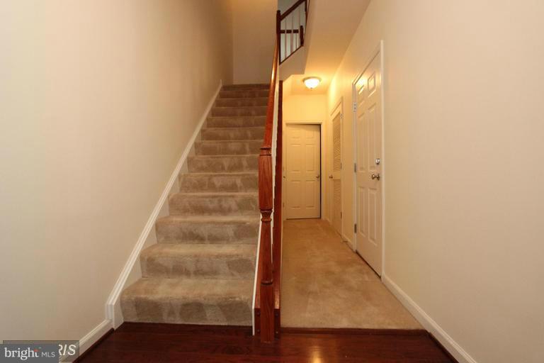 RIVER OAKS - Residential