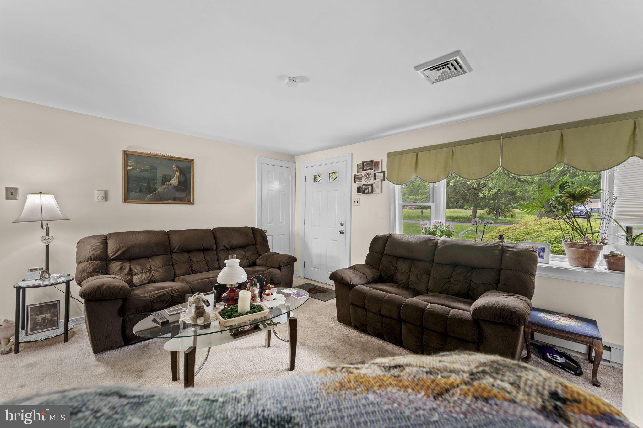 421 E RELIANCE ROAD