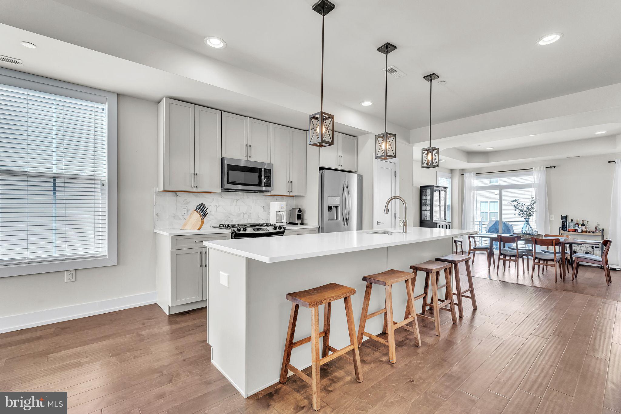 ROXBOROUGH - Residential