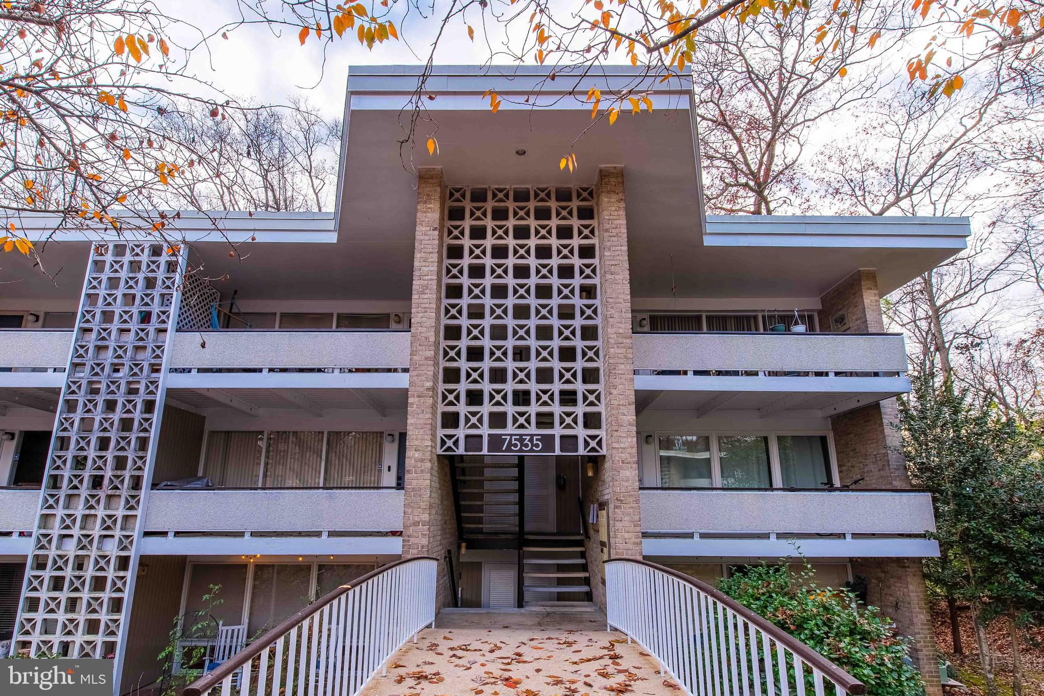 SPRINGLAKE - Residential