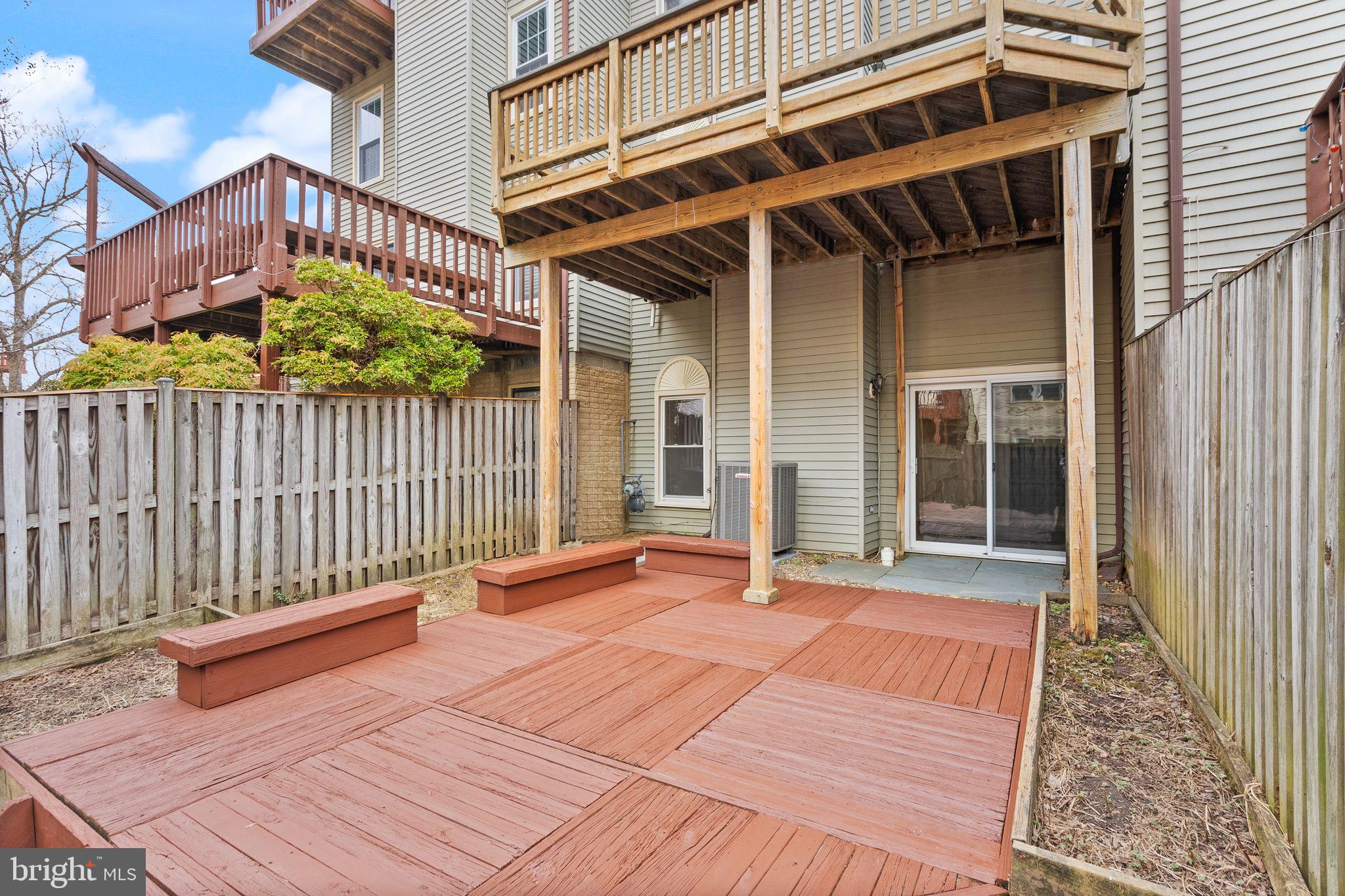 PINECREST - Residential