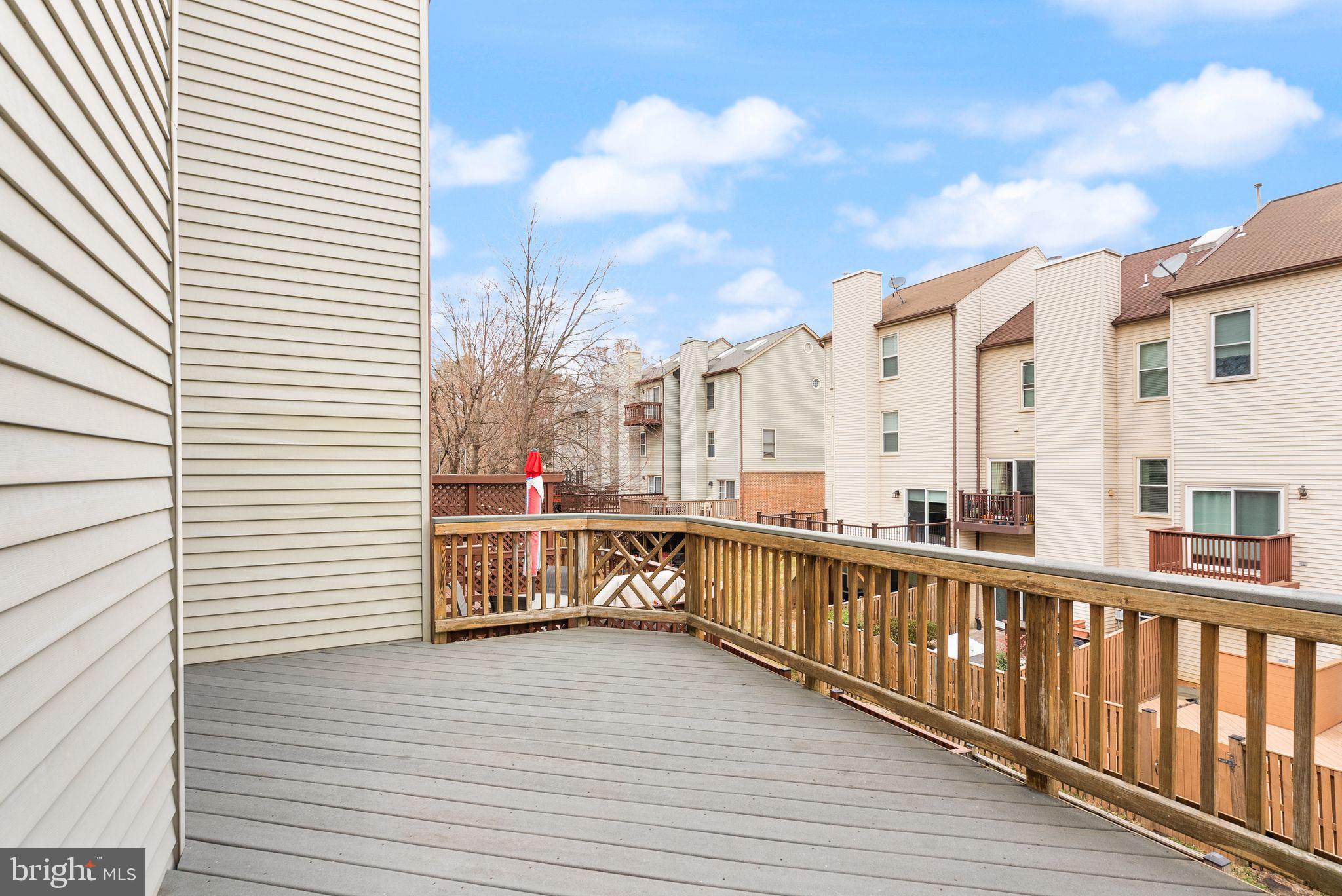 PINECREST - Residential