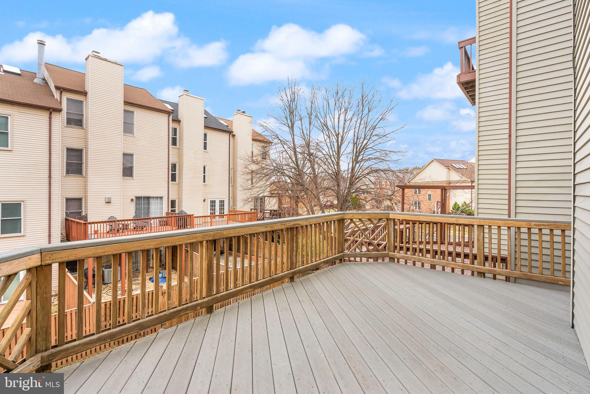 PINECREST - Residential