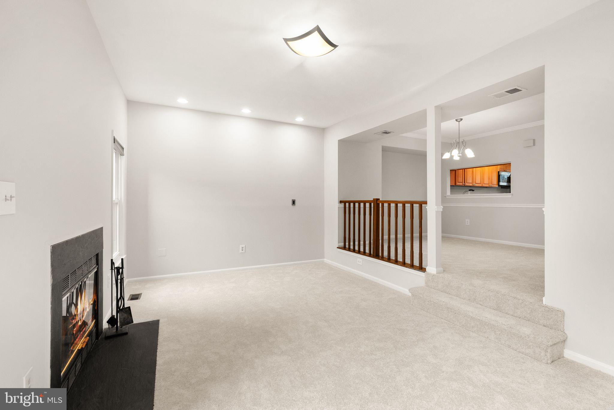 PINECREST - Residential