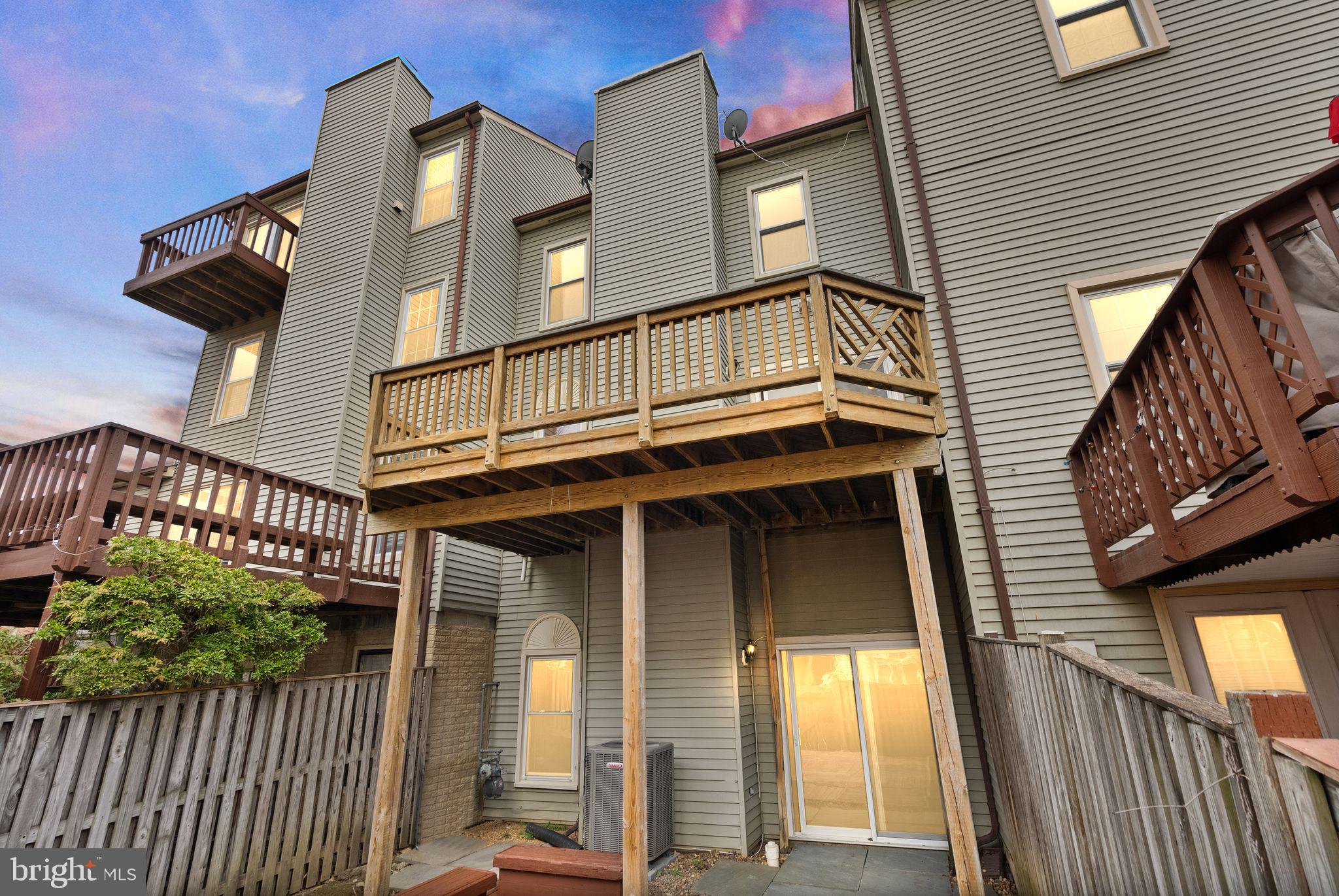 PINECREST - Residential