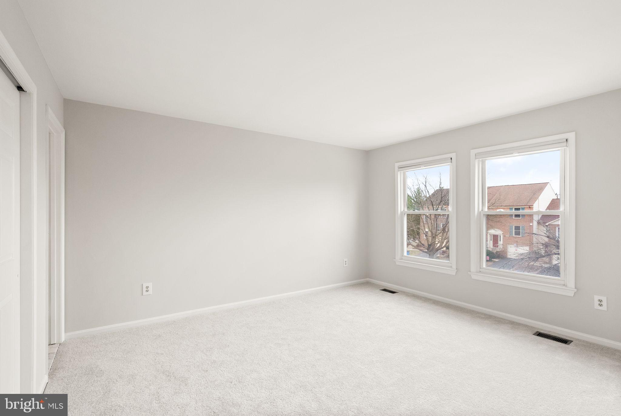 PINECREST - Residential