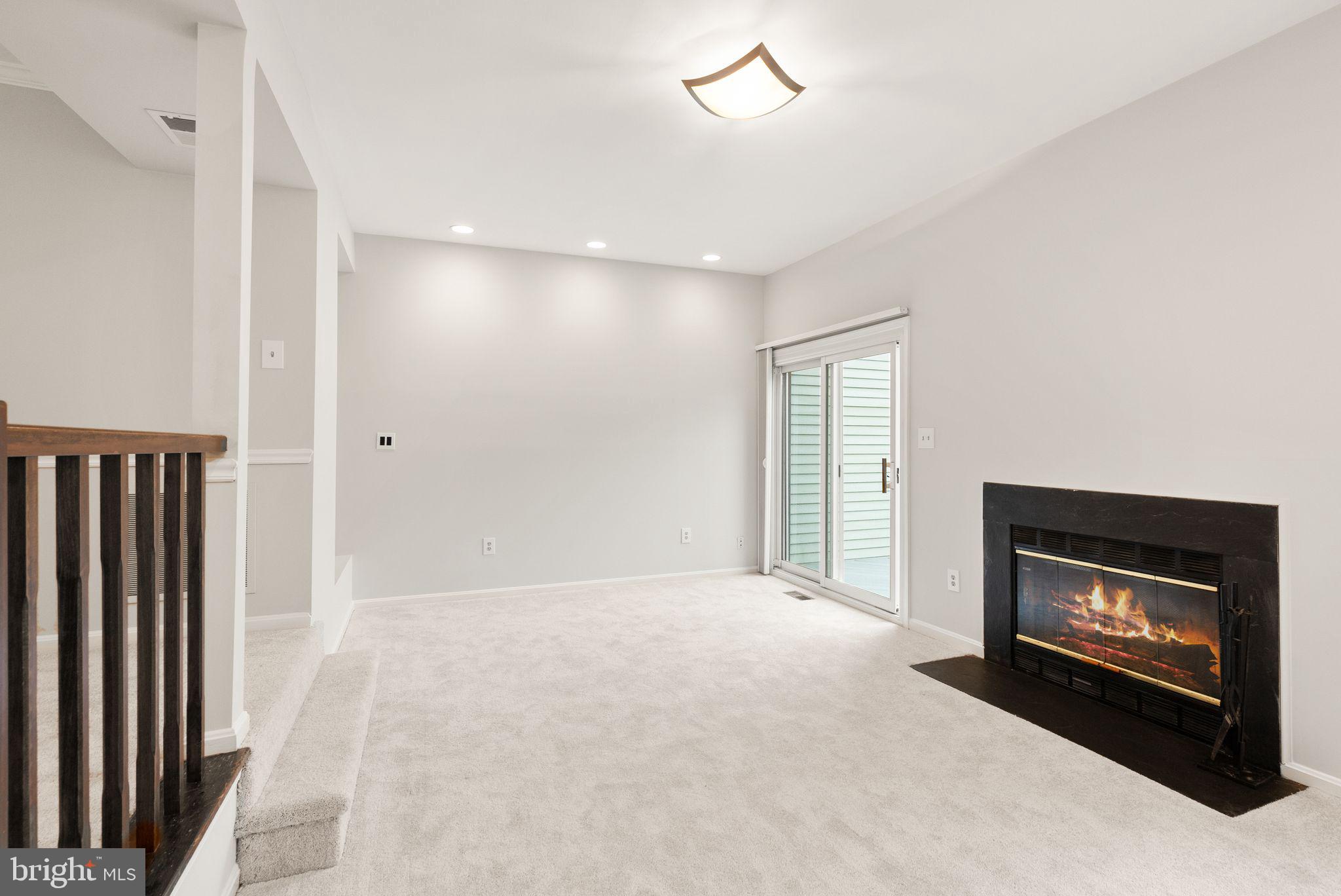 PINECREST - Residential