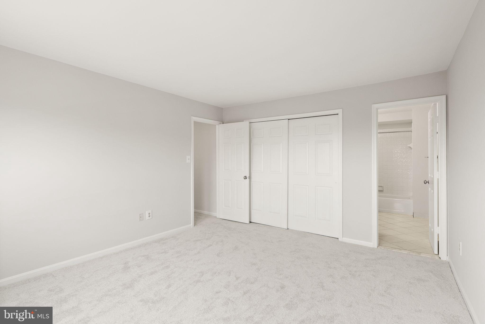 PINECREST - Residential