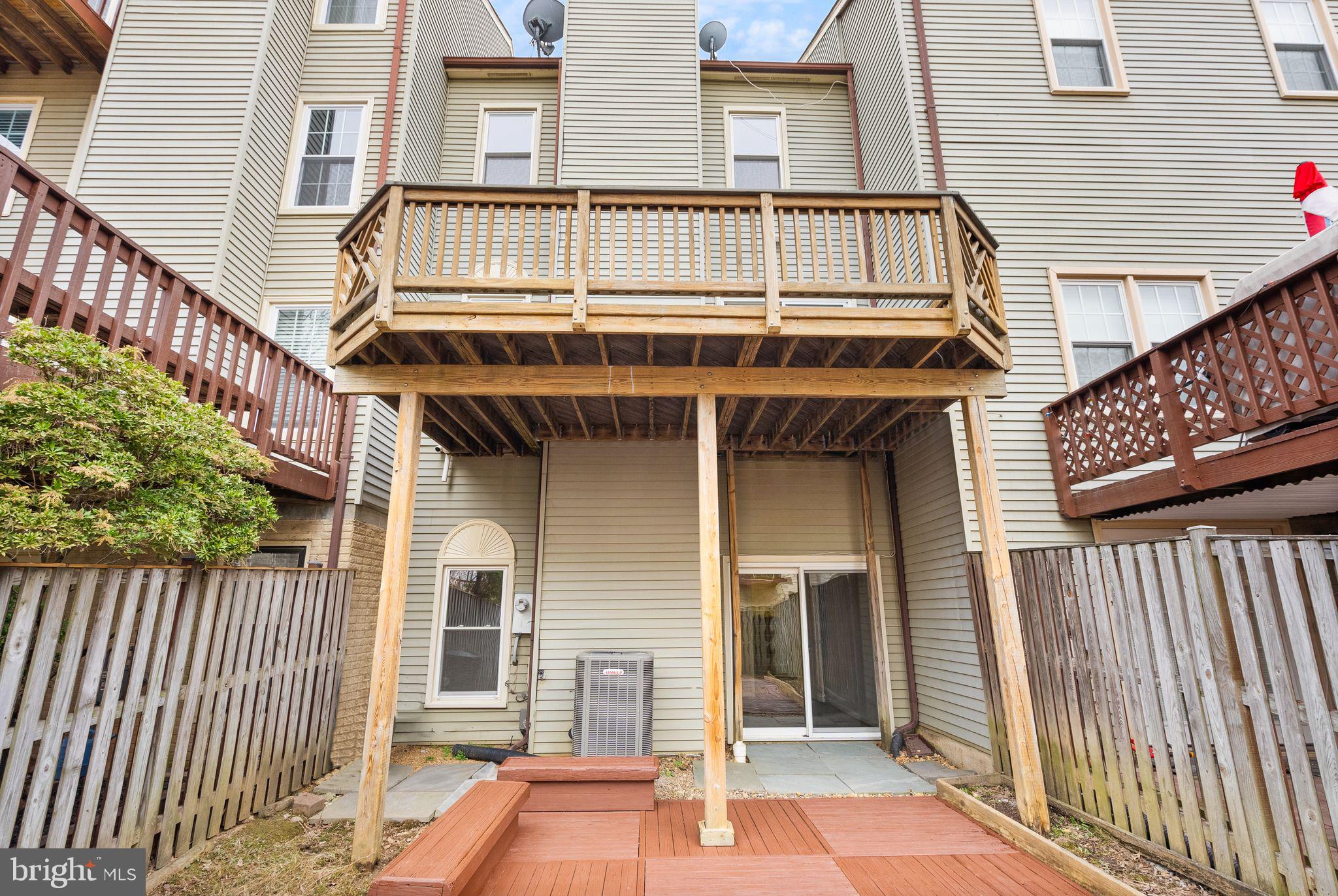 PINECREST - Residential