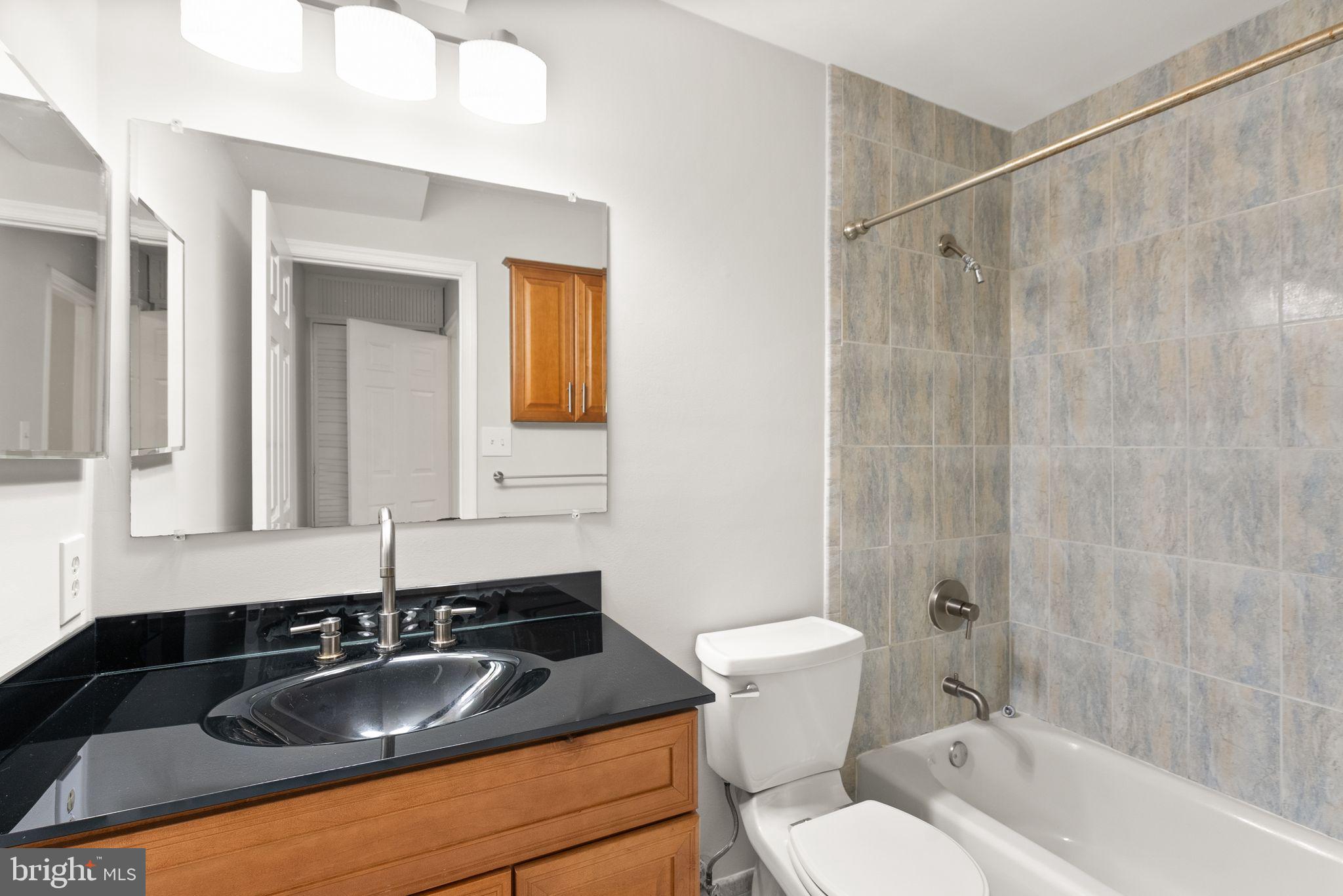 PINECREST - Residential