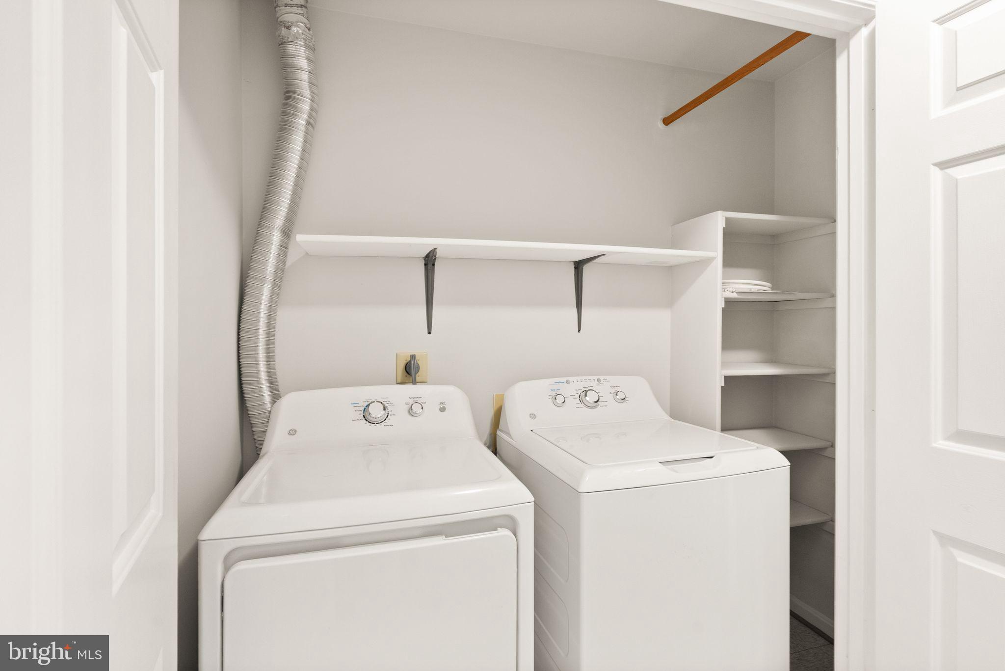 PINECREST - Residential