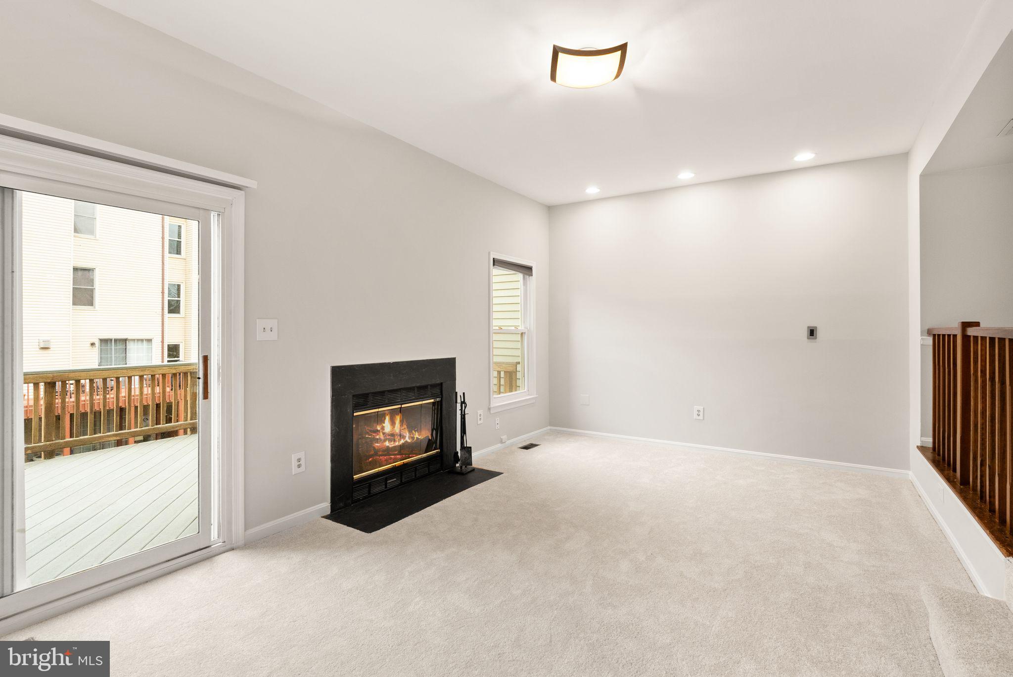 PINECREST - Residential