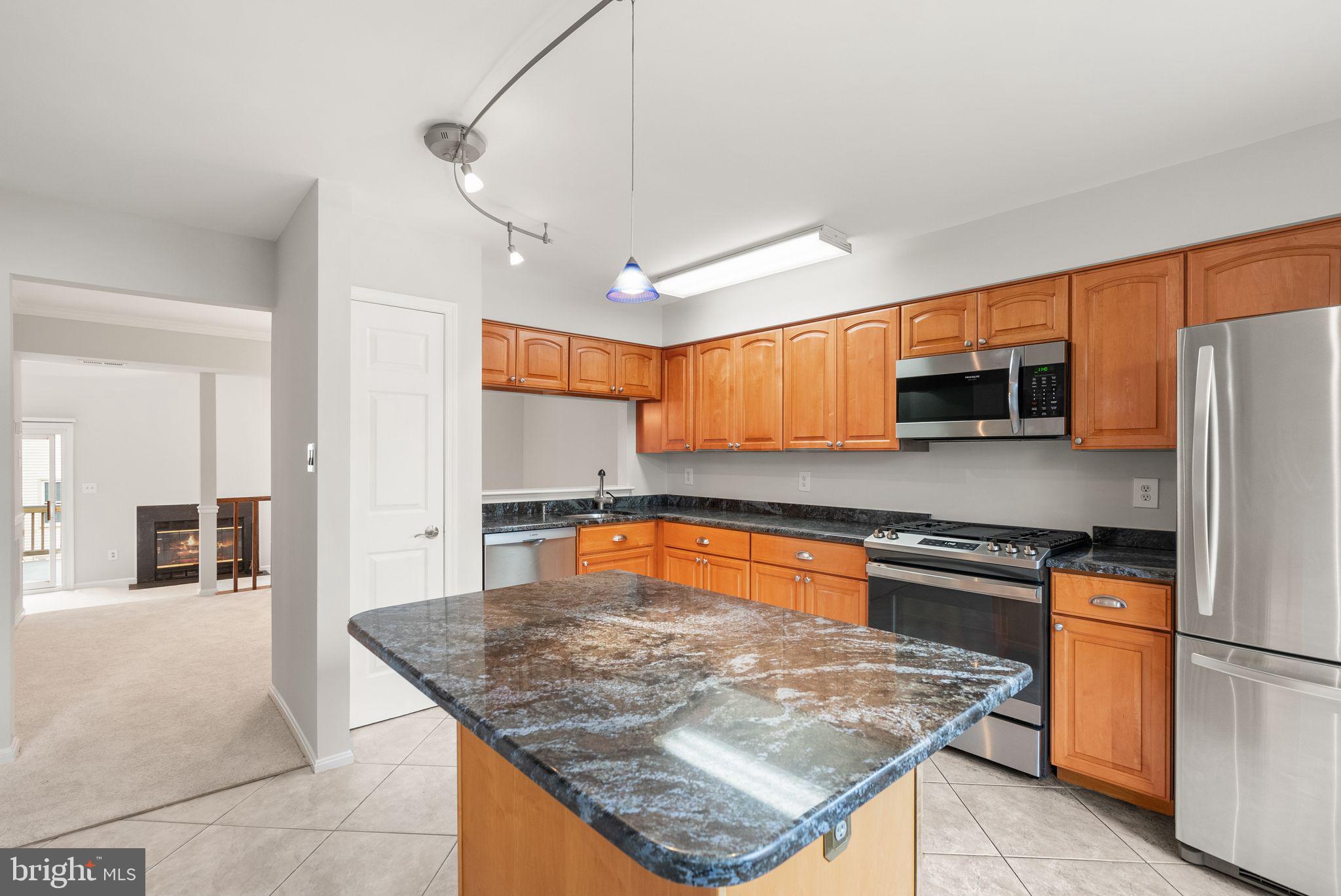 PINECREST - Residential