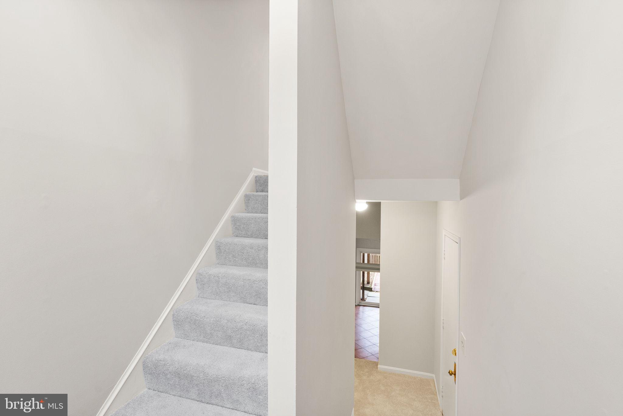 PINECREST - Residential