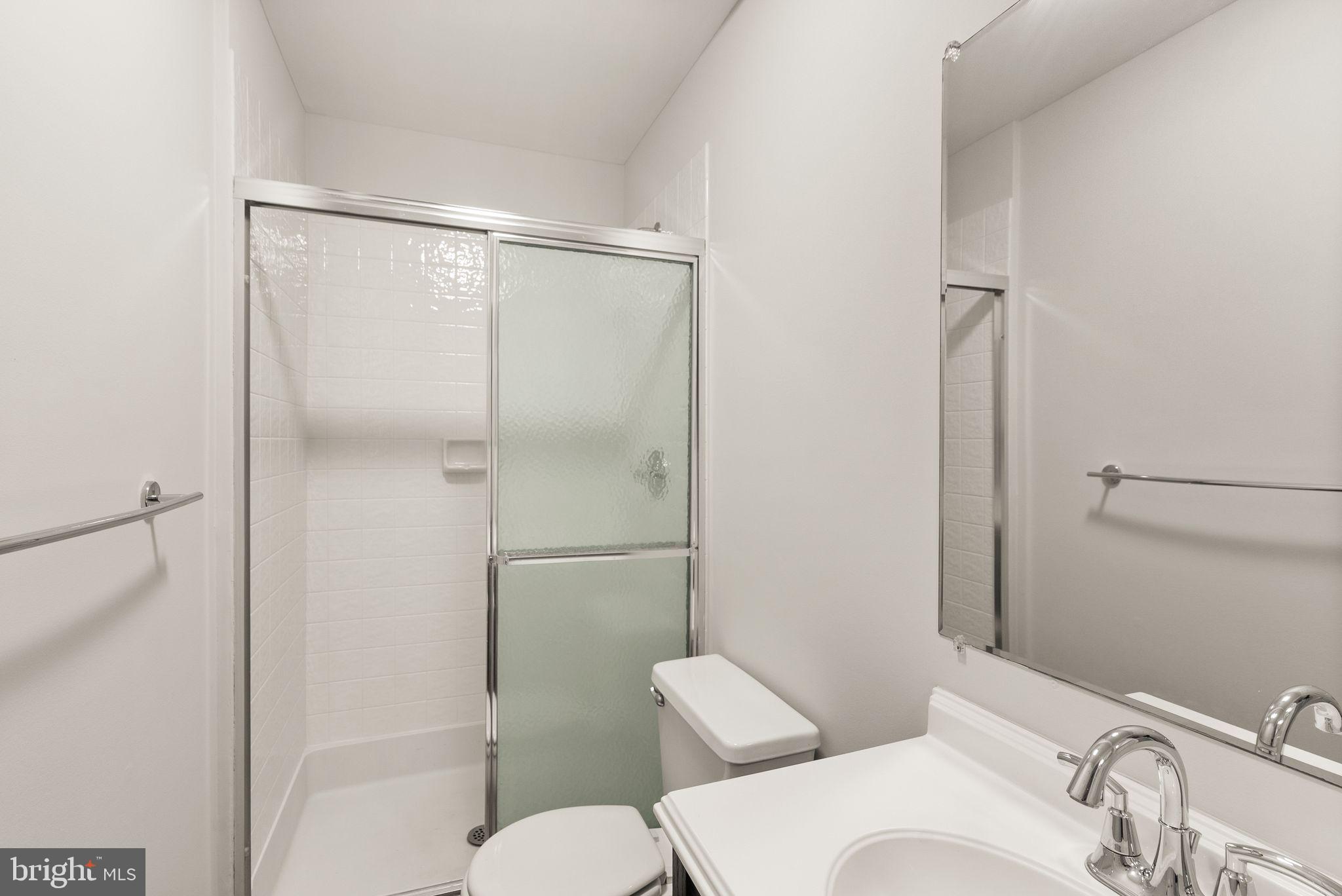 PINECREST - Residential