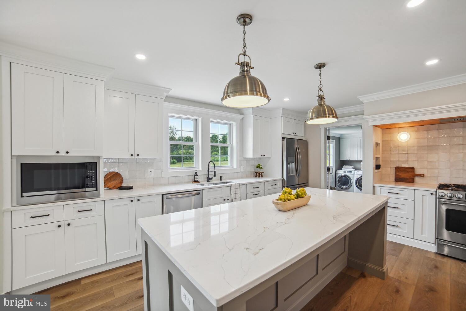 NORBECK ESTATES - Residential