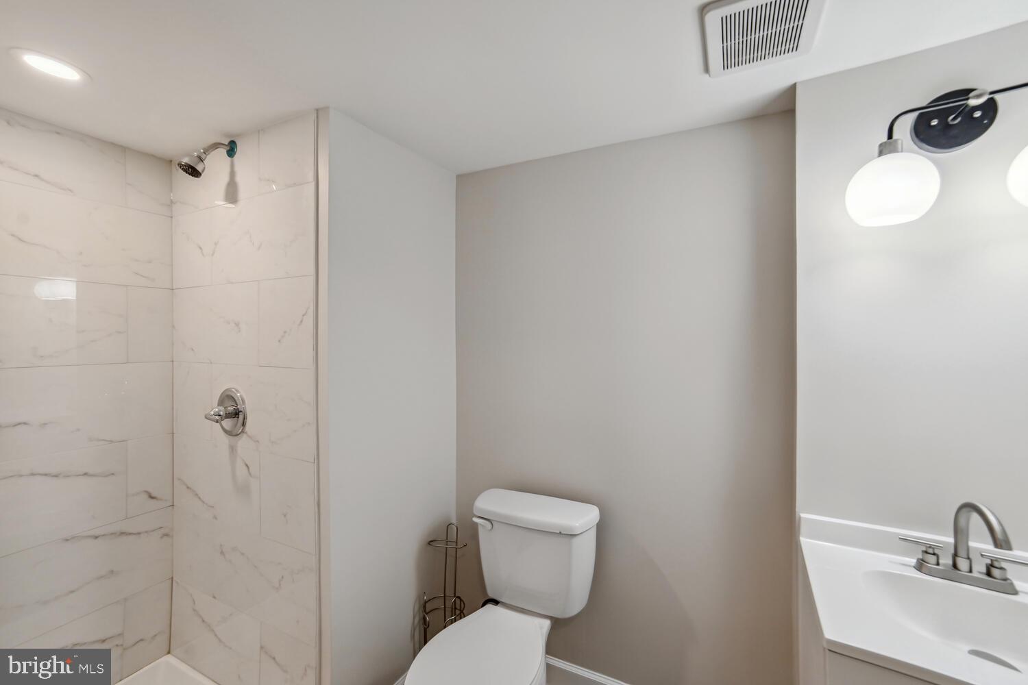 NORBECK ESTATES - Residential