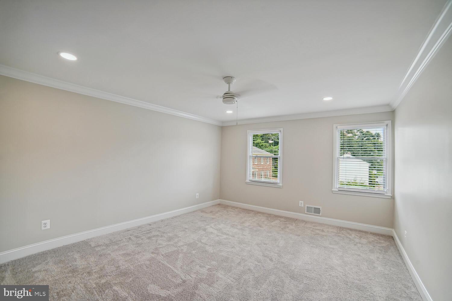 NORBECK ESTATES - Residential