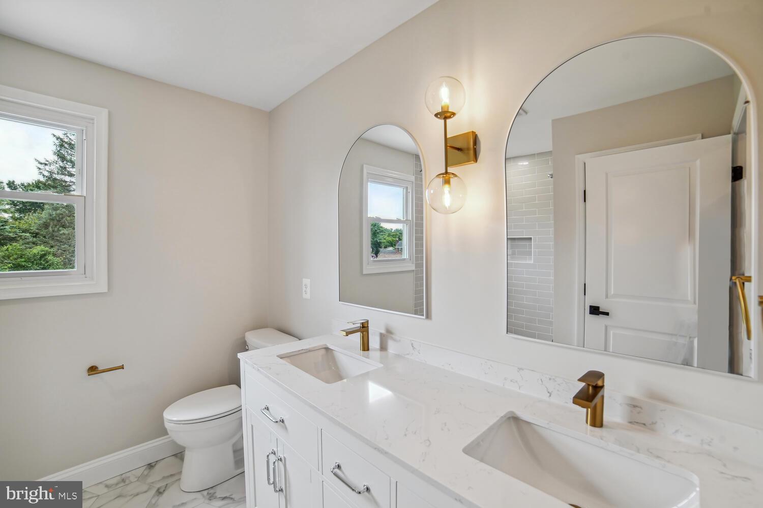 NORBECK ESTATES - Residential