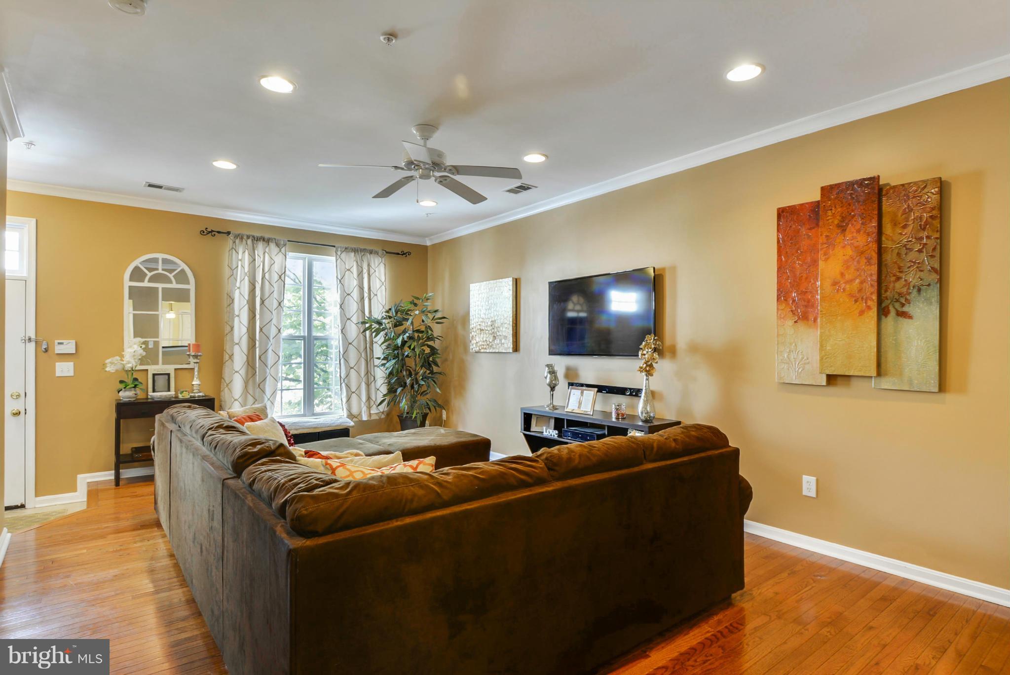 HARBOUR GATES - Residential