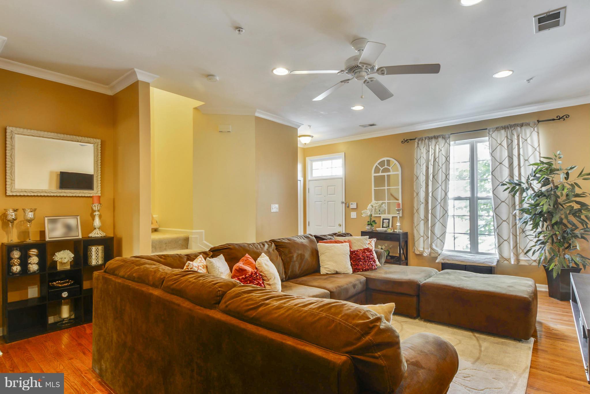 HARBOUR GATES - Residential