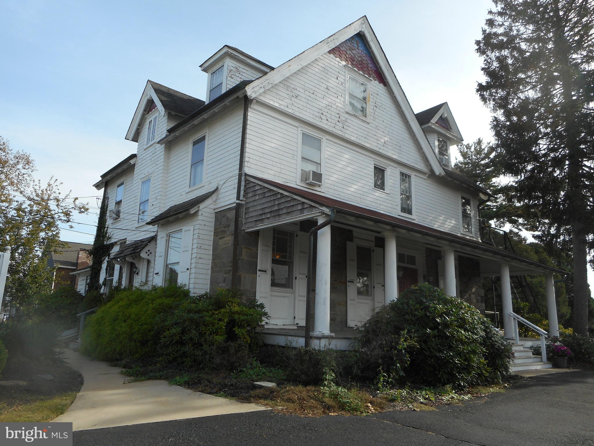 1858 GUERNSEY AVENUE
