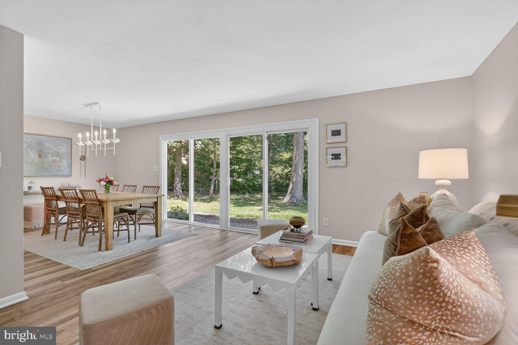 RESTON - Residential