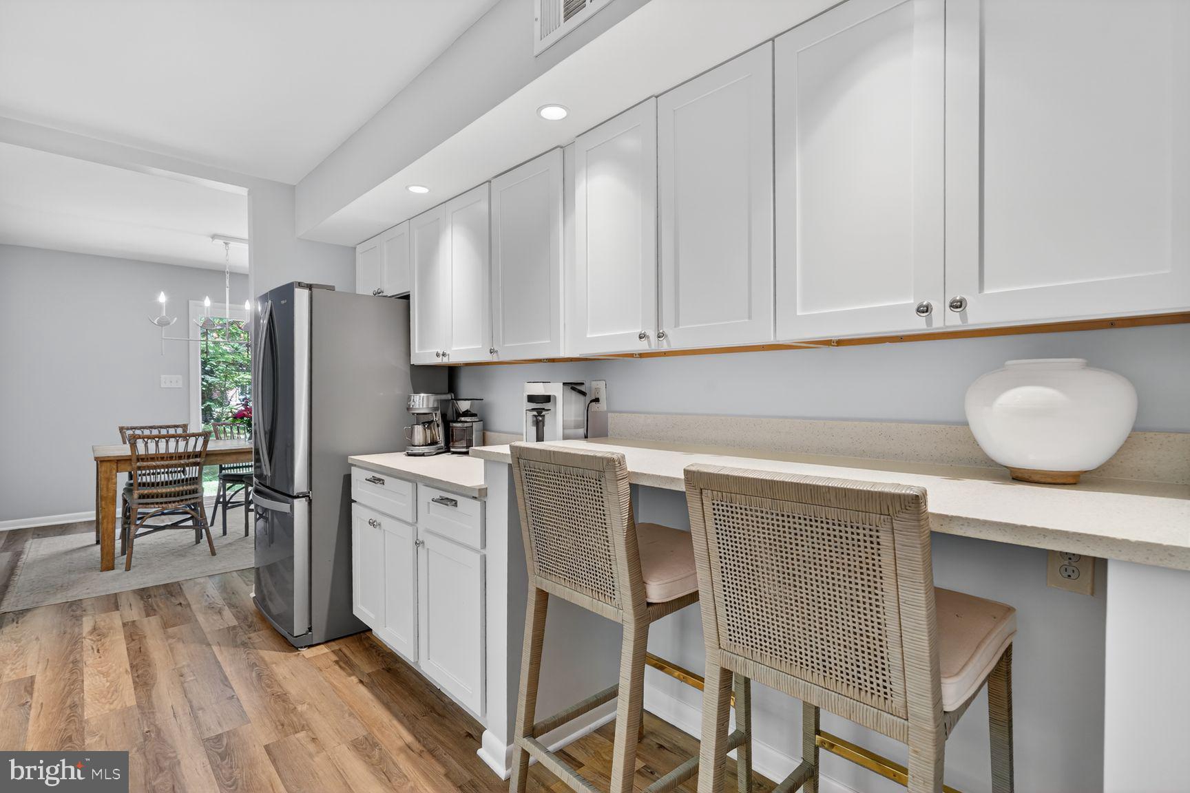 RESTON - Residential