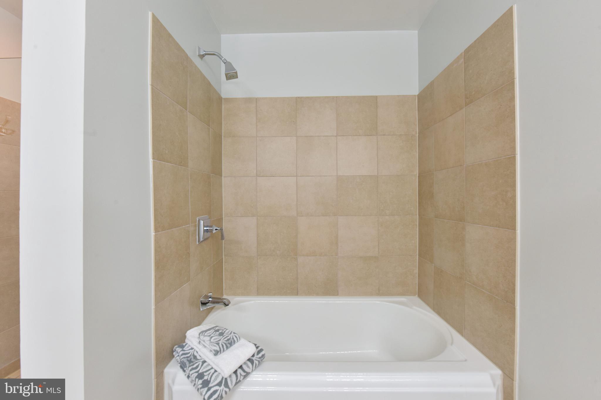 THE JAMIESON - Residential