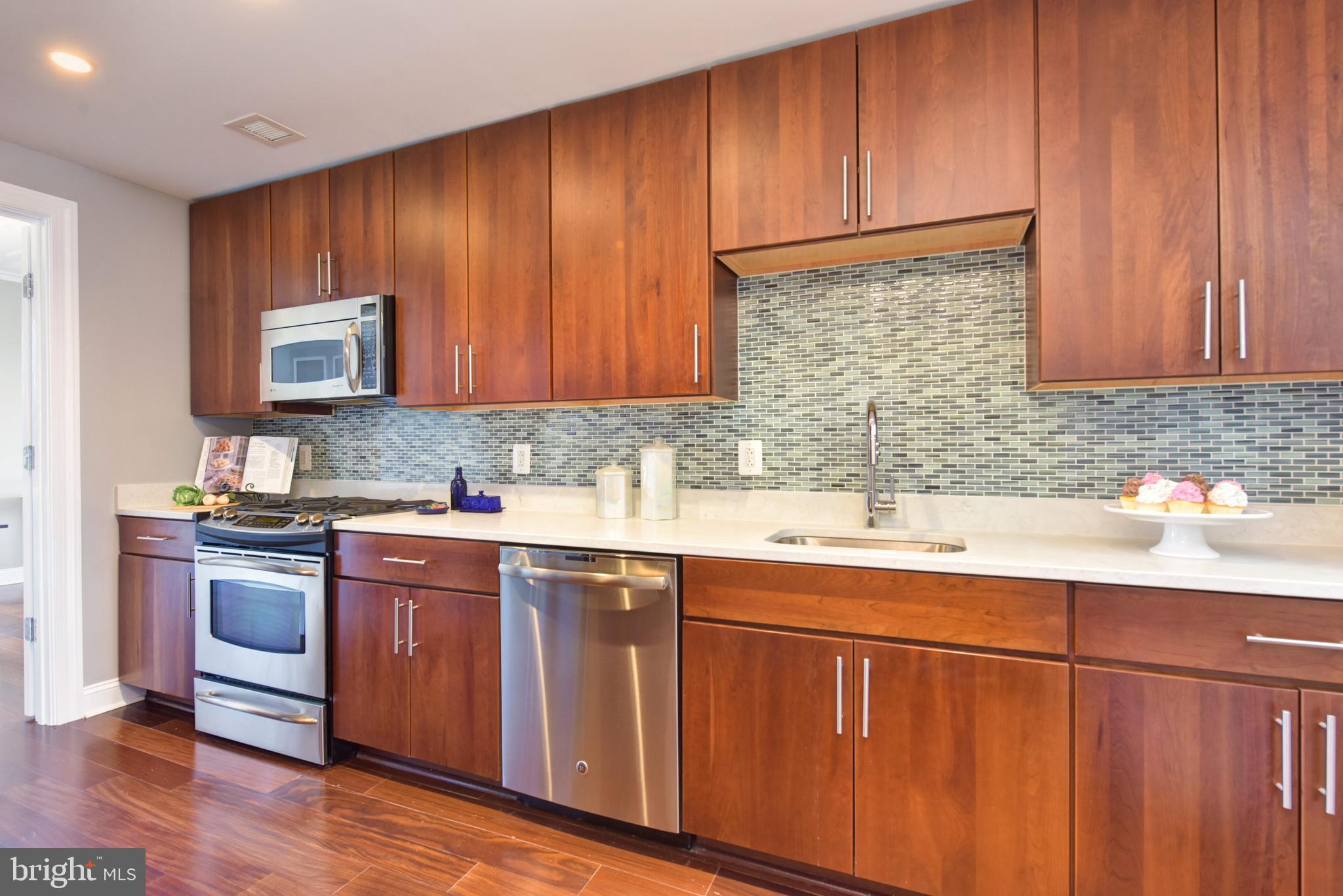 THE JAMIESON - Residential