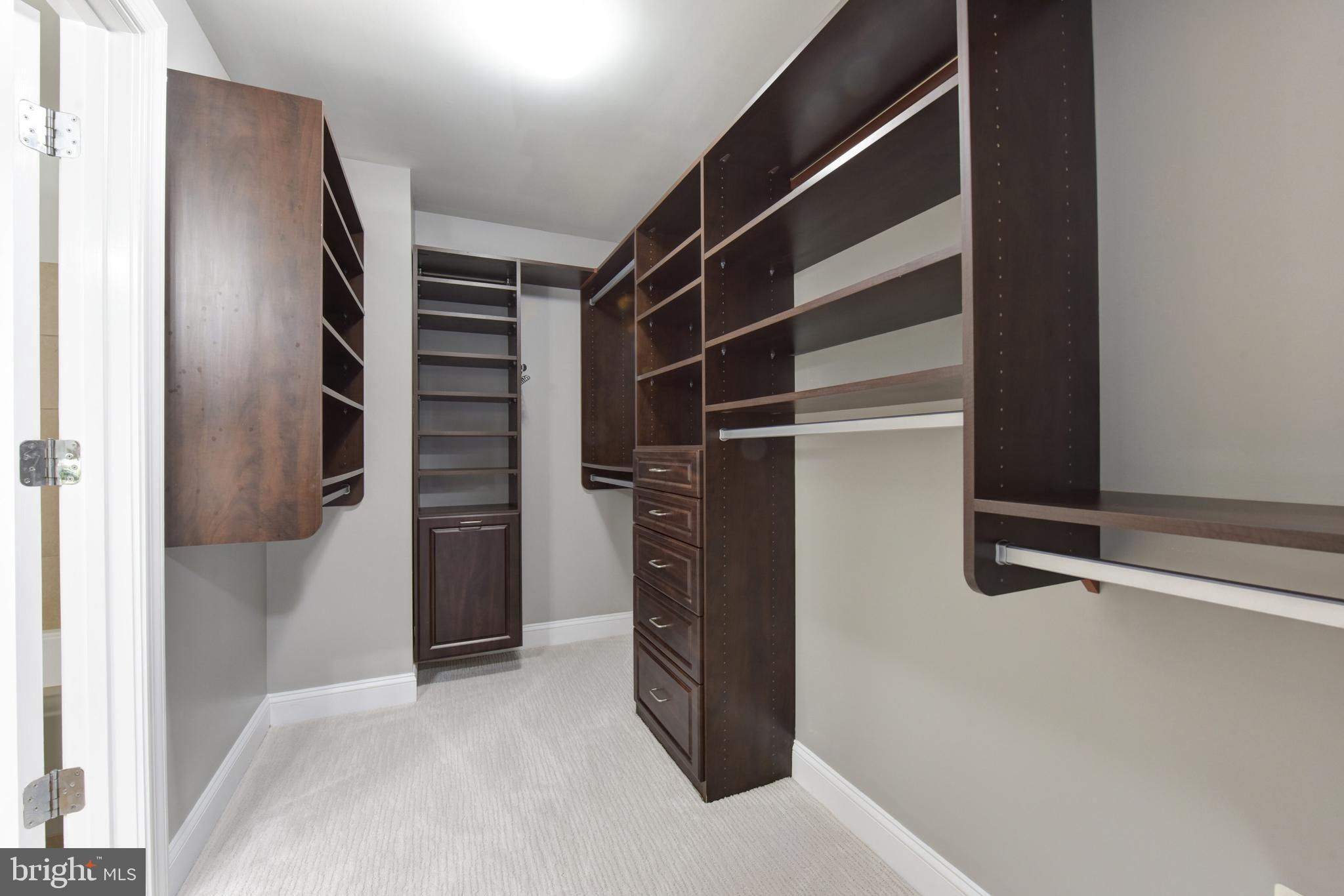 THE JAMIESON - Residential